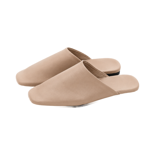 Capricornus Living Camel closed-toe genuine leather house slippers on a transparent background