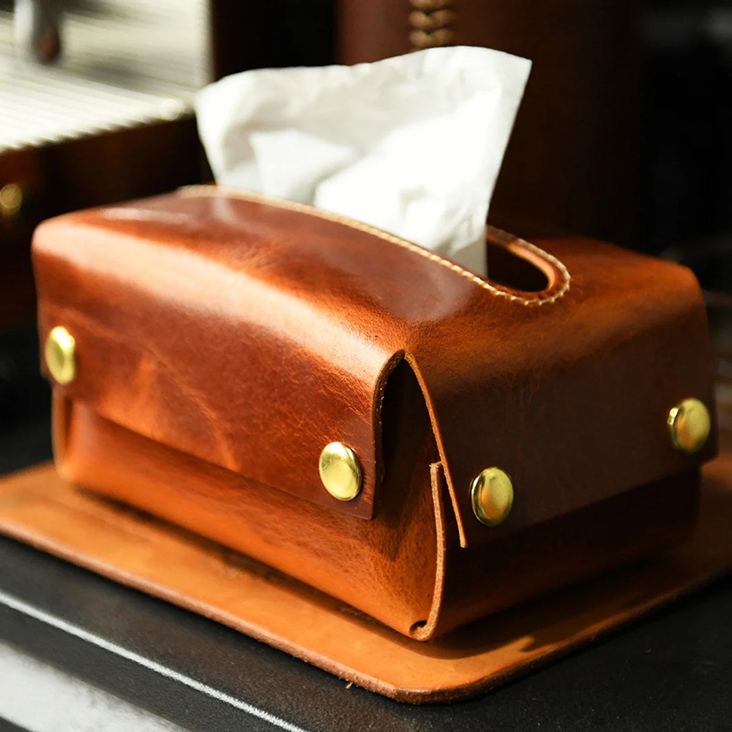 Vegetable-tanned leather tissue box cover in Vintage Brown