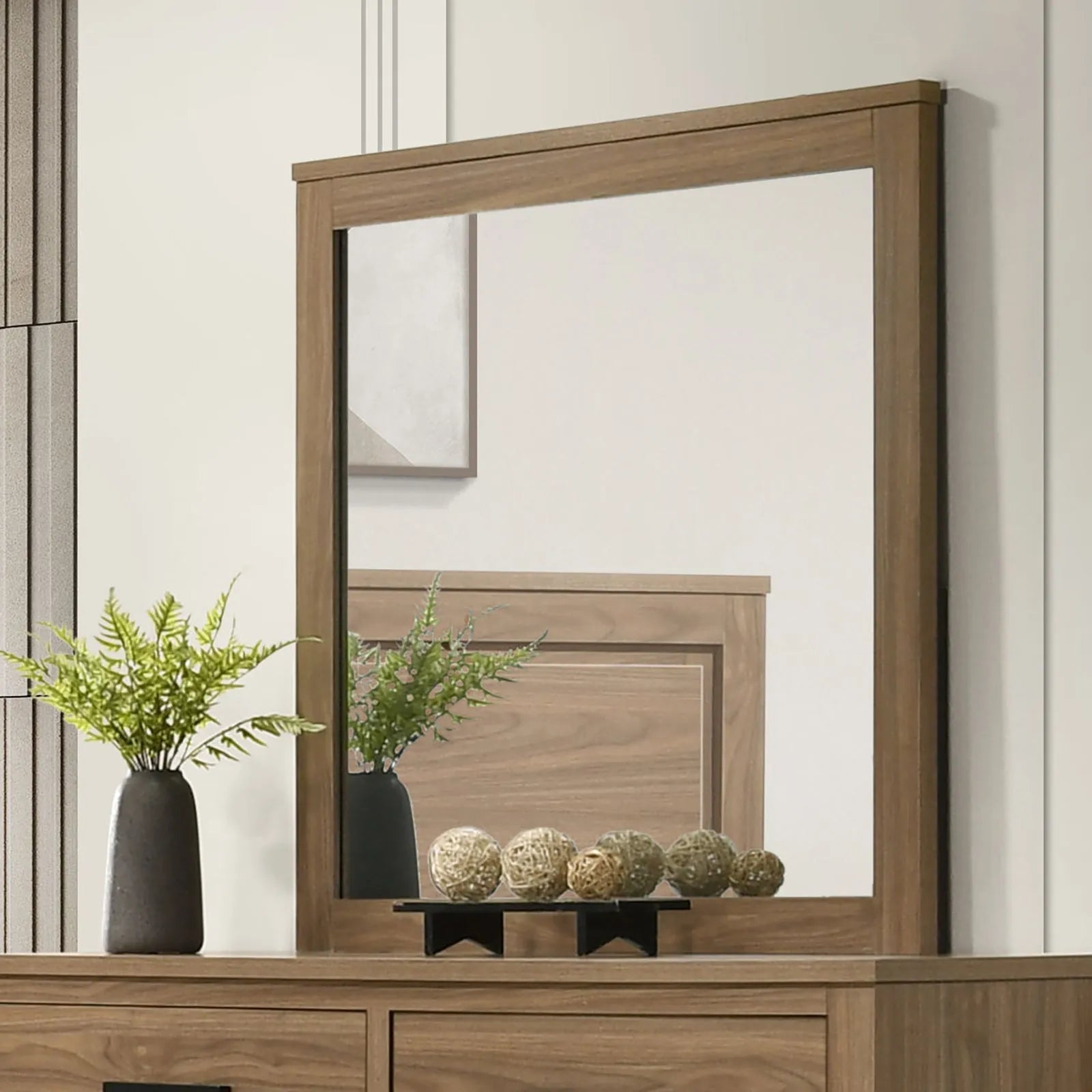 Walnut / Chestnut 3pc Set Queen Size Bed Dresser And Mirror Panel HB Bedroom Furniture Wooden Transitional – view 3