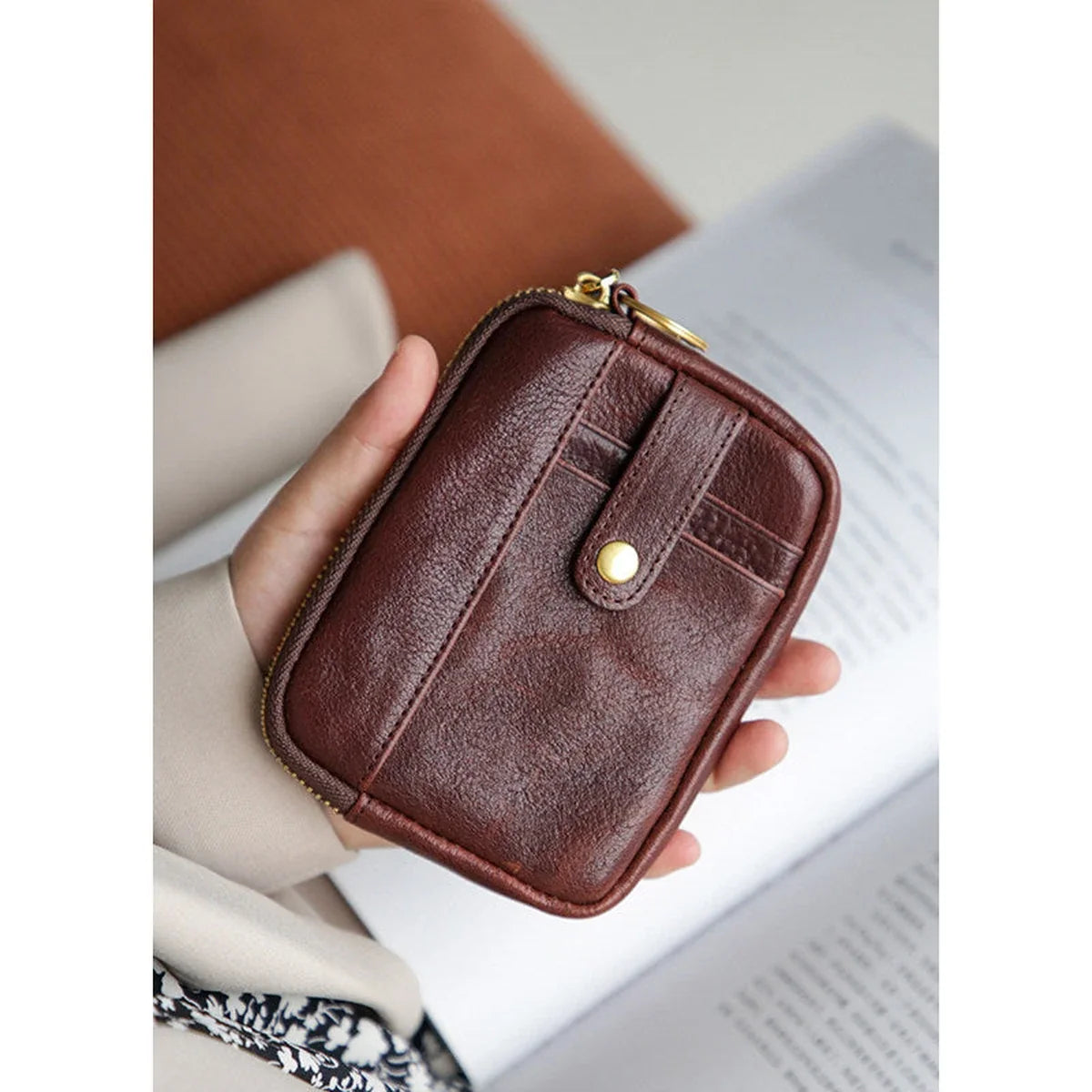 Coffee Brown vegetable-tanned leather coin purse