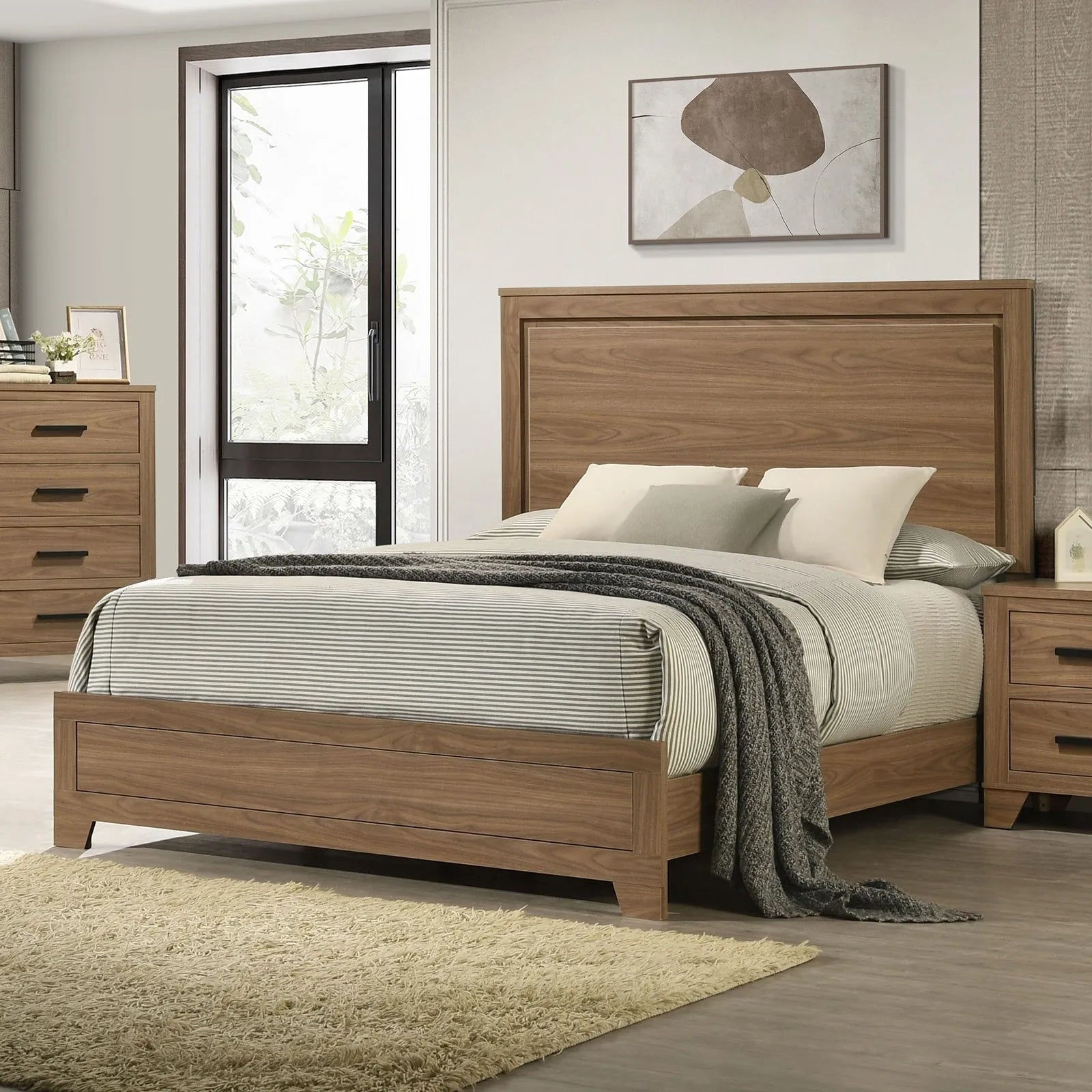 Walnut / Chestnut 3pc Set Queen Size Bed Dresser And Mirror Panel HB Bedroom Furniture Wooden Transitional – view 7
