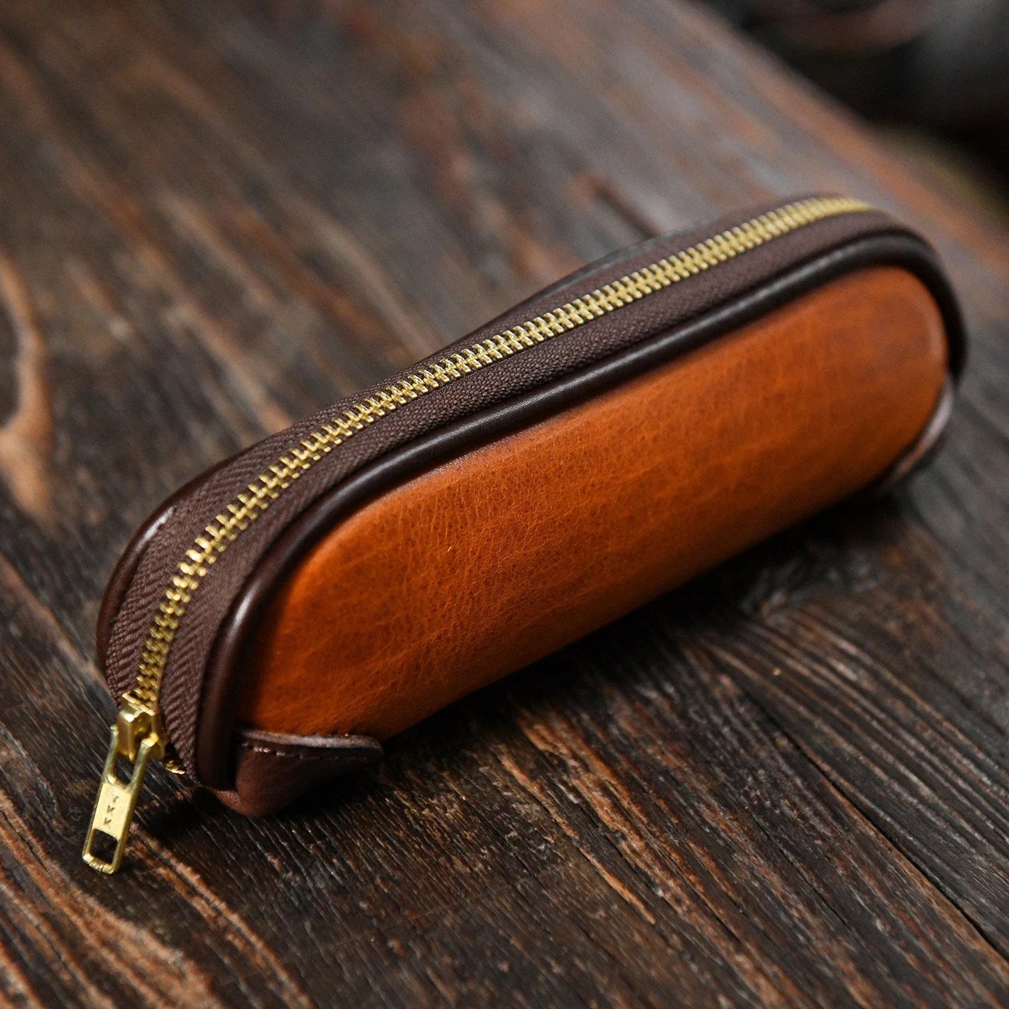 Brown vegetable-tanned leather zipper pencil case
