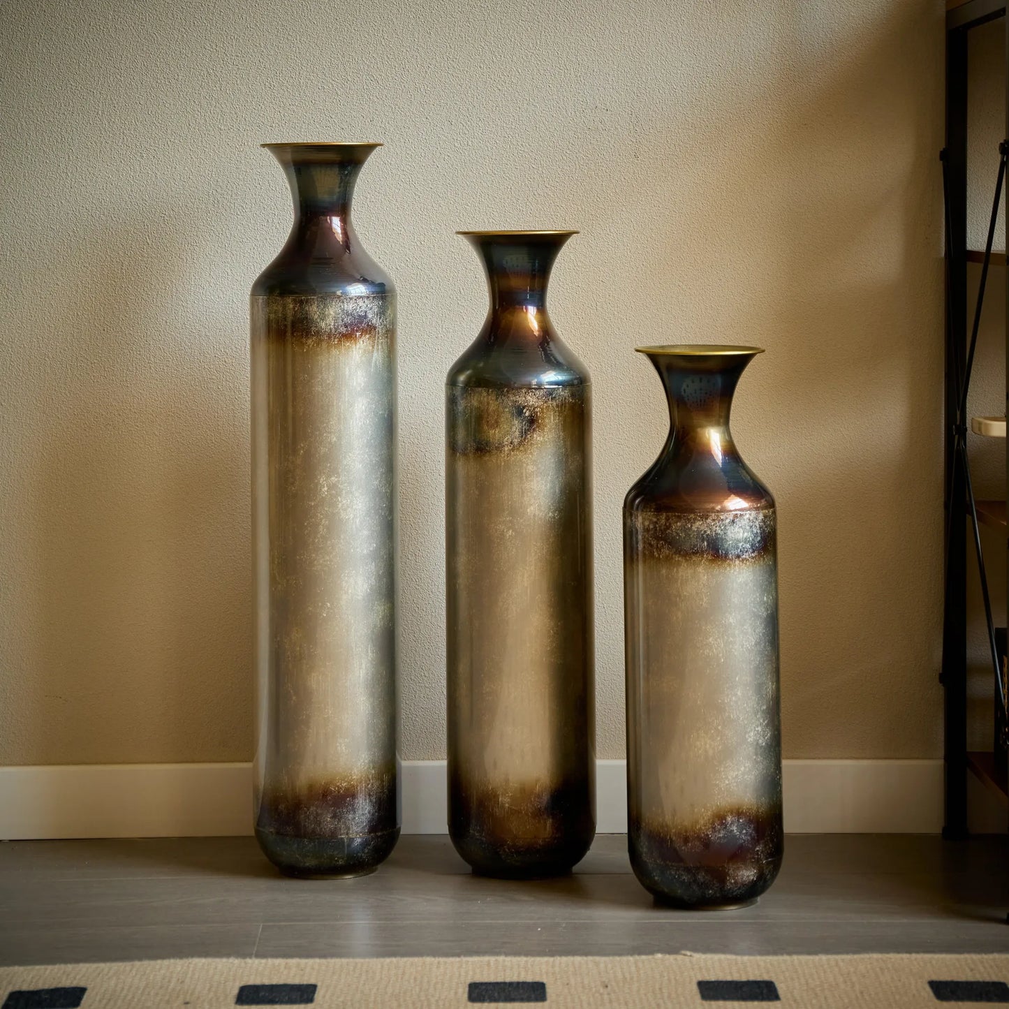 Modern Droplet-Shaped Floor Vase Set – Gold & White Glazed Metal Decorative Vases – 3-Piece Home Accent for Living Room or Entryway – view 7