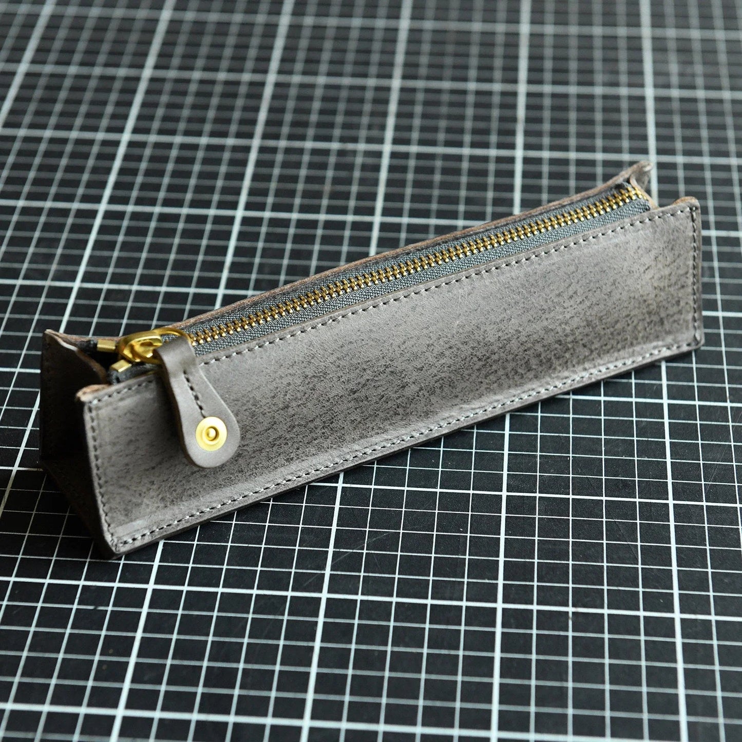 Elephant gray leather pencil case