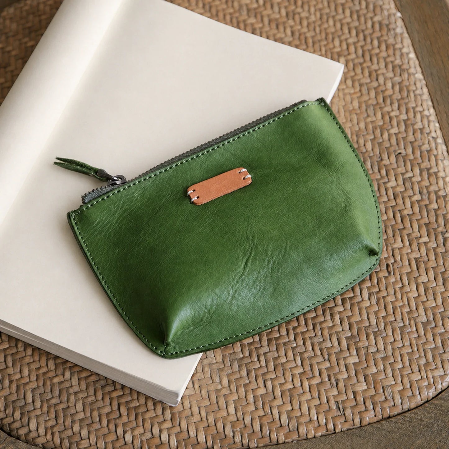 Matcha green vegetable-tanned top-grain leather cosmetic pouch