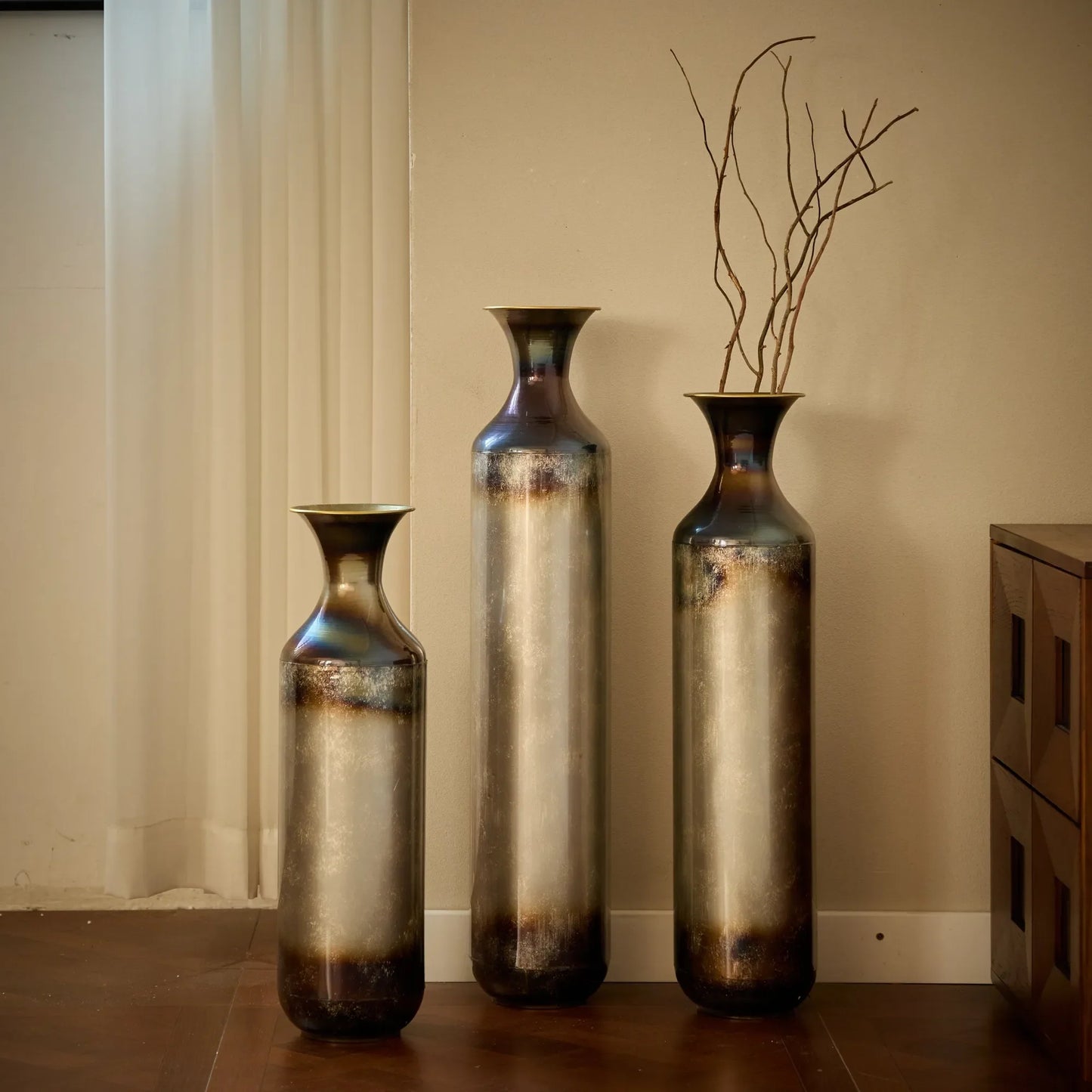 Modern Droplet-Shaped Floor Vase Set – Gold & White Glazed Metal Decorative Vases – 3-Piece Home Accent for Living Room or Entryway – view 8