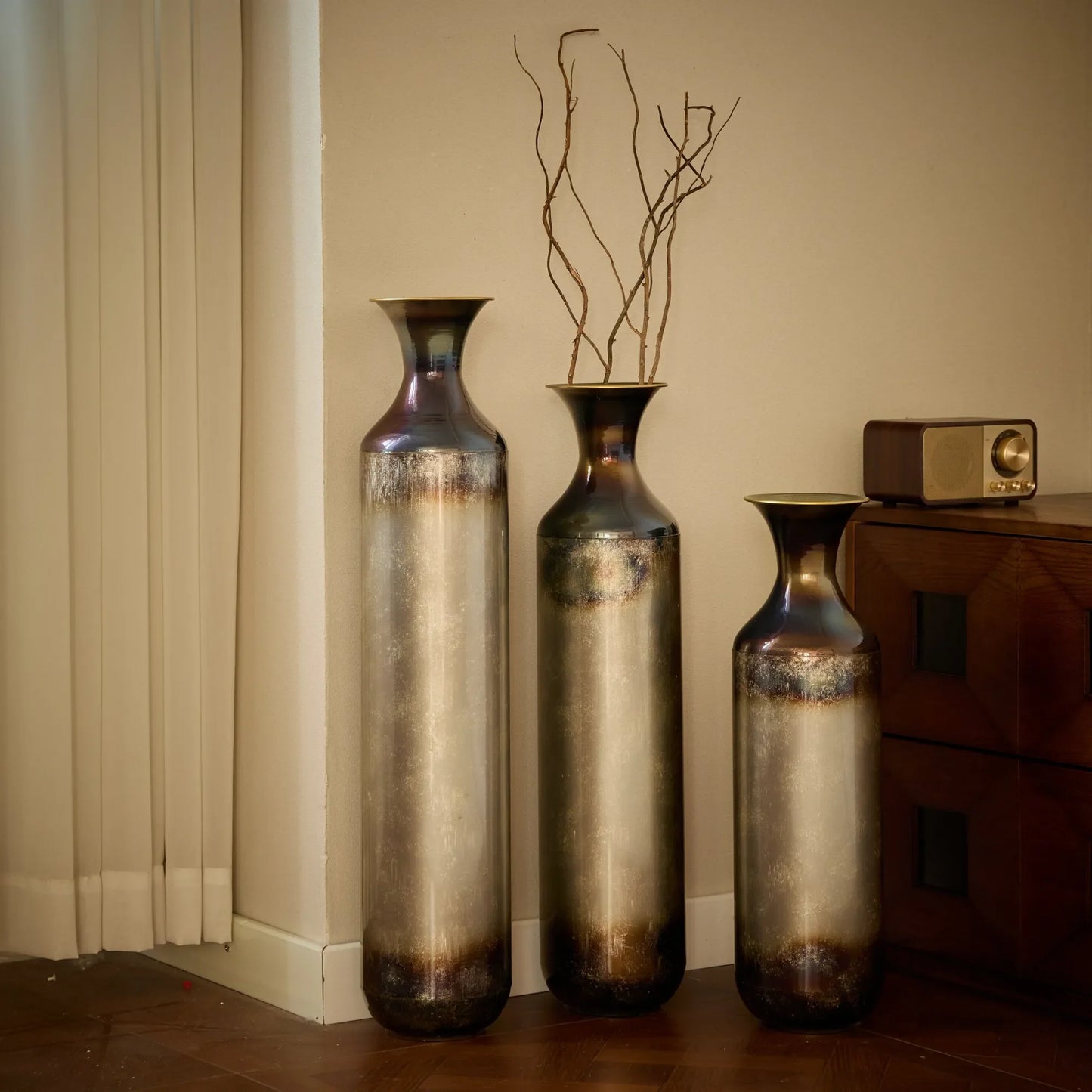 Modern Droplet-Shaped Floor Vase Set – Gold & White Glazed Metal Decorative Vases – 3-Piece Home Accent for Living Room or Entryway – view 10