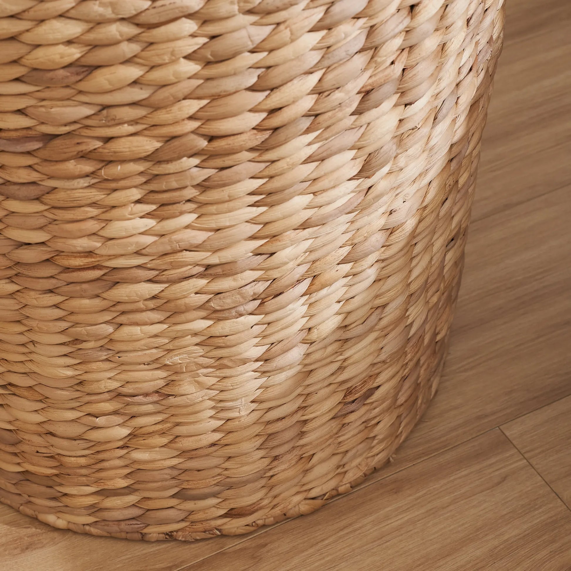Round Tall Water Hyacinth Woven Wicker Laundry Hamper with Lid - For Clothes, Canvas, Toys and Book Storage with Removable Liner - 15' x 15' x 20'  – view 13