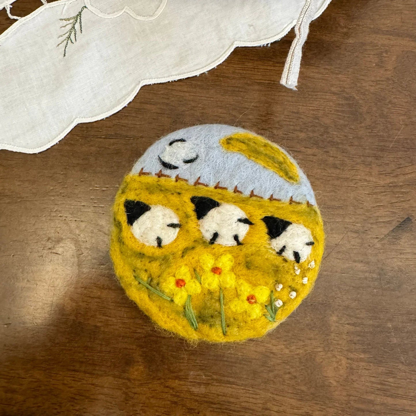 Handmade Three Sheep 10 cm Wool Felt Coaster