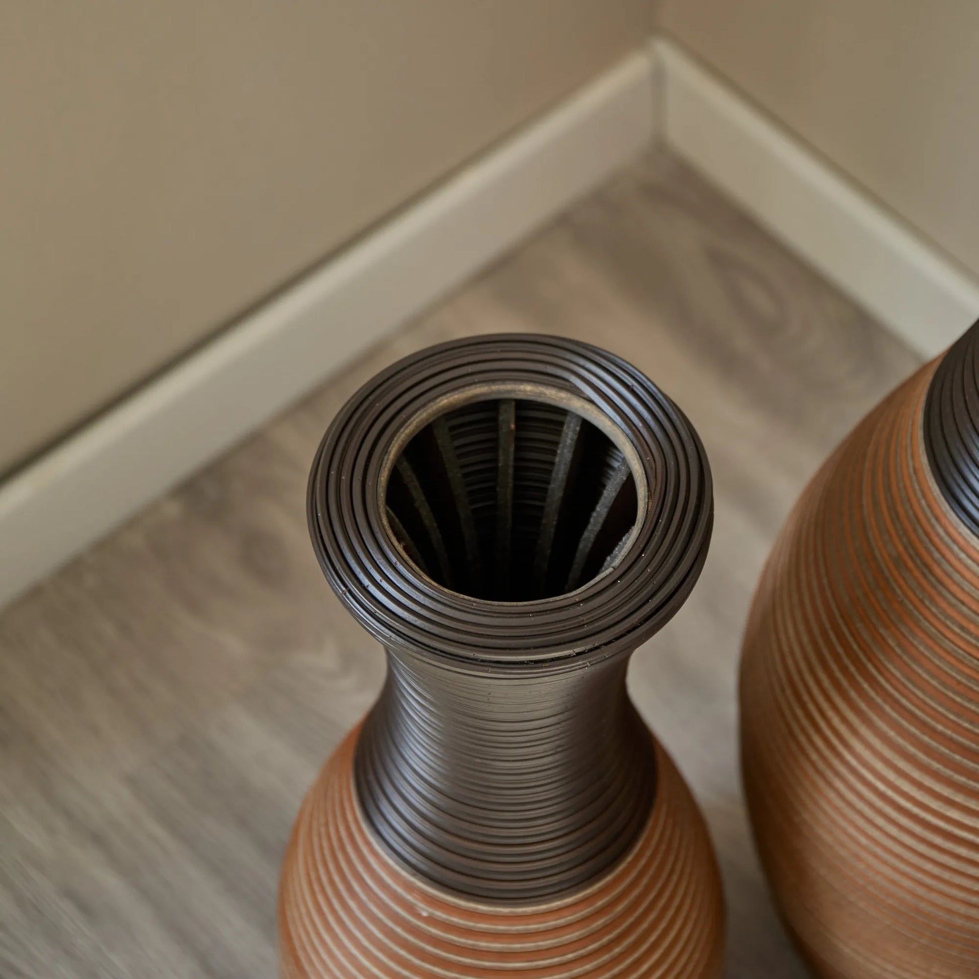 Set Of 3 Designer Floor Vases, Large Vases for Home Décor Flooring, Artificial Rattan Floor Vases, Brown Floor Vases for Living Rooms or Corridors – view 17