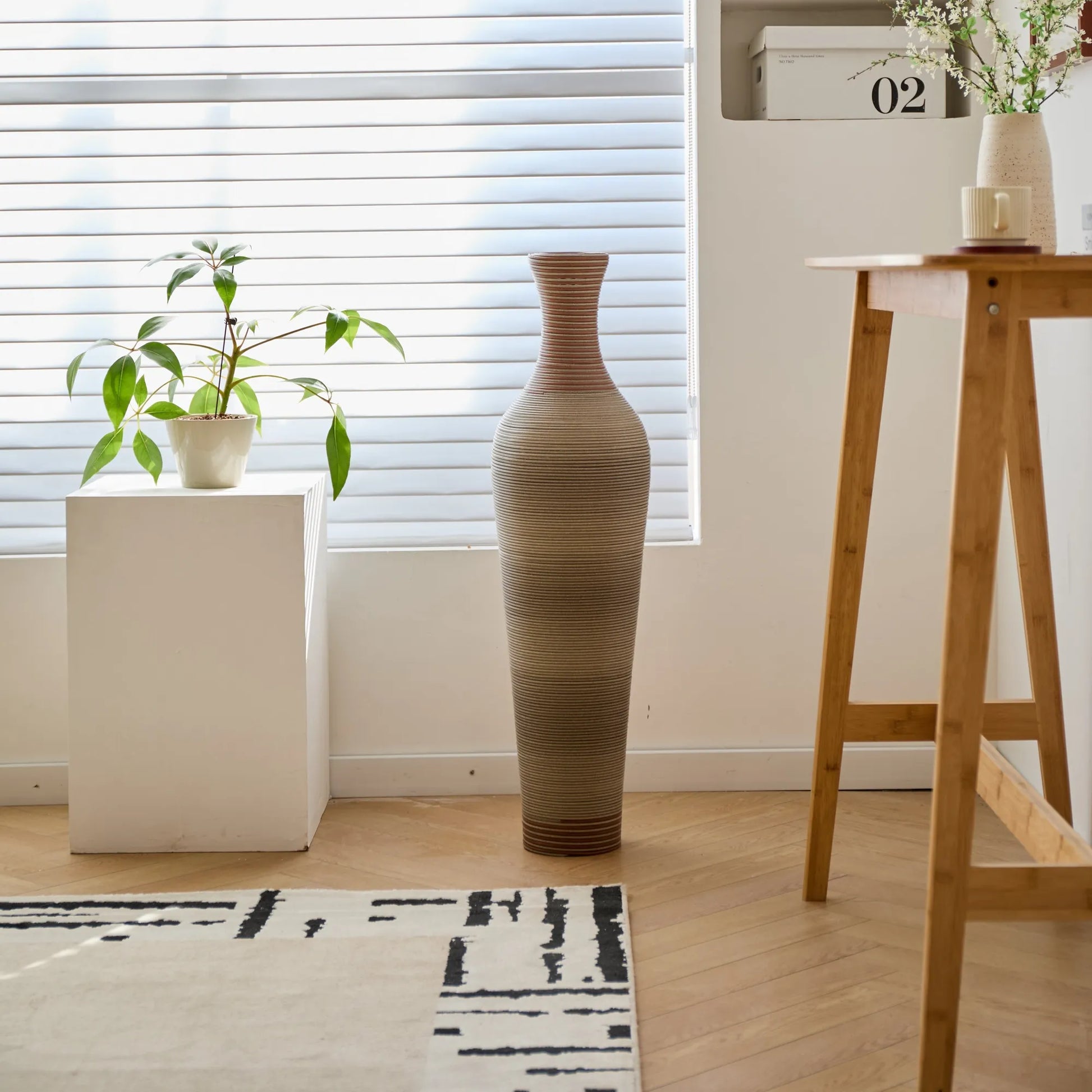 39-Inch-Tall Vase, Brown Decorative Floor Vase, Classic Neat Floor Vase Tall Freestanding Flower Holder, Artificial Rattan Vase, PVC Floor Vase – view 18
