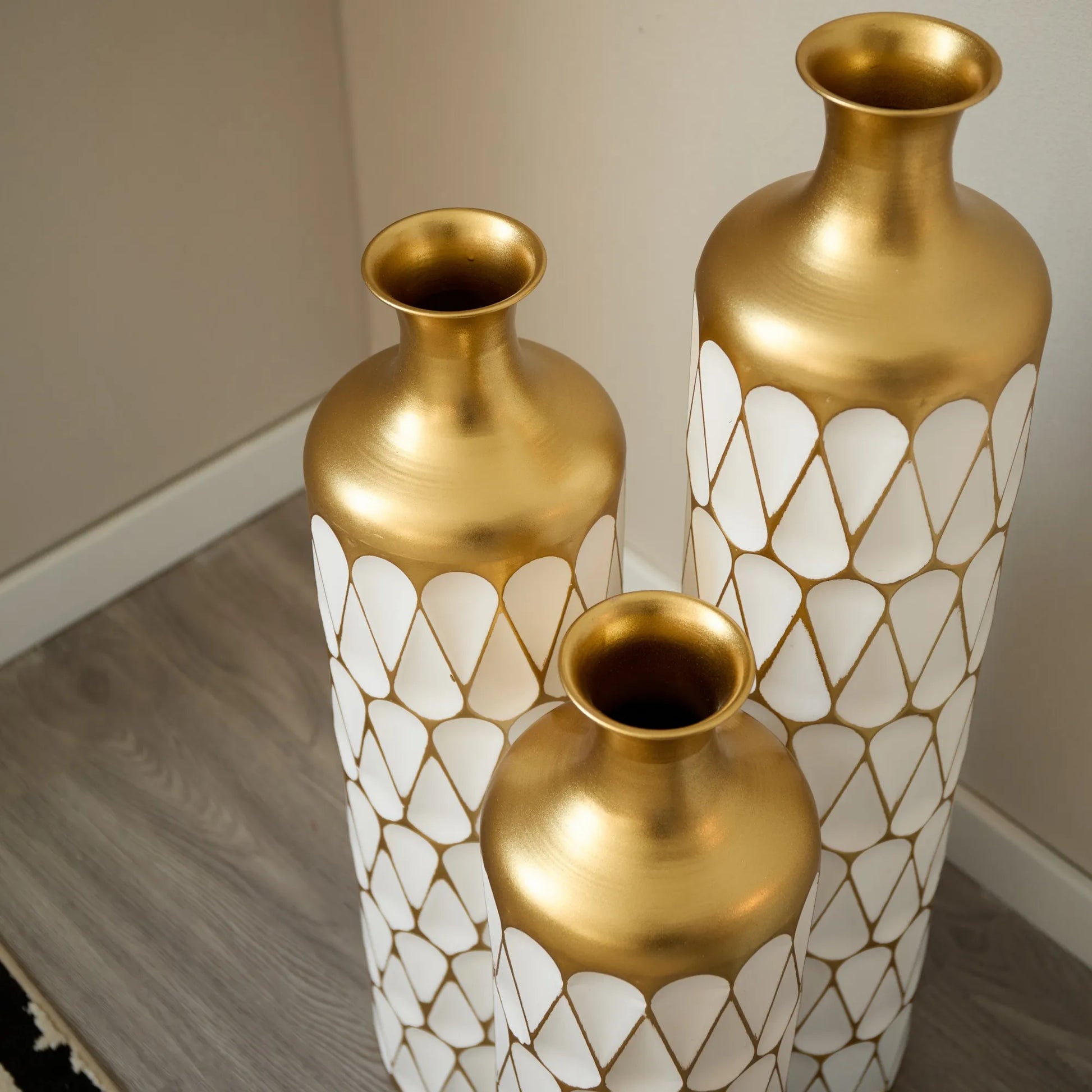 Floor Metal Vase Modern Style Decoration Home Droplet Shaped White Metal Vase 3-piece Set Gorgeous Home Decoration Large Glazed Metal Vase – view 18
