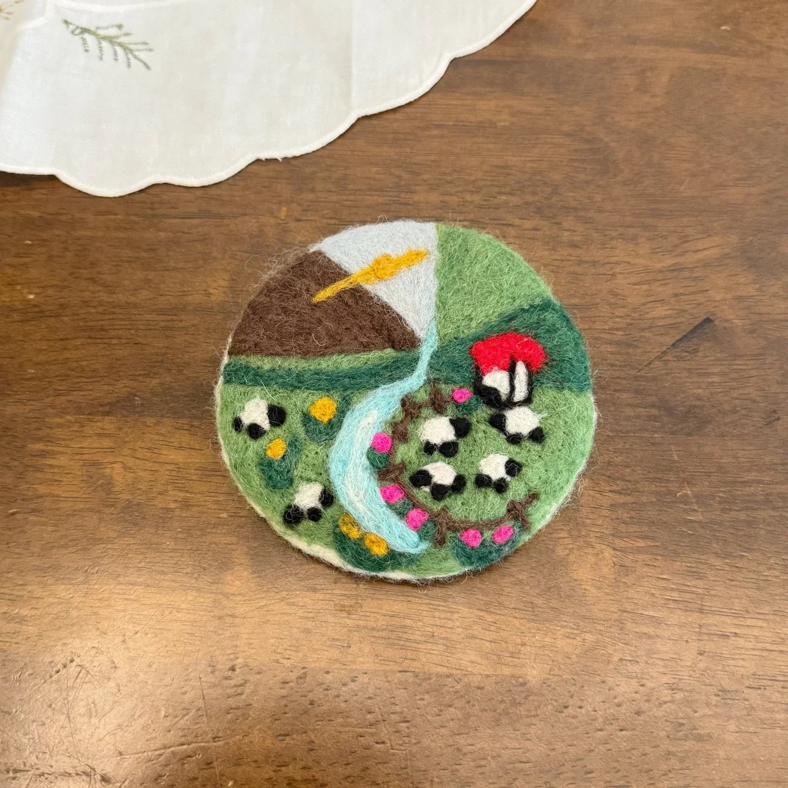 Handmade Grassland Sheep 10 cm Wool Felt Coaster