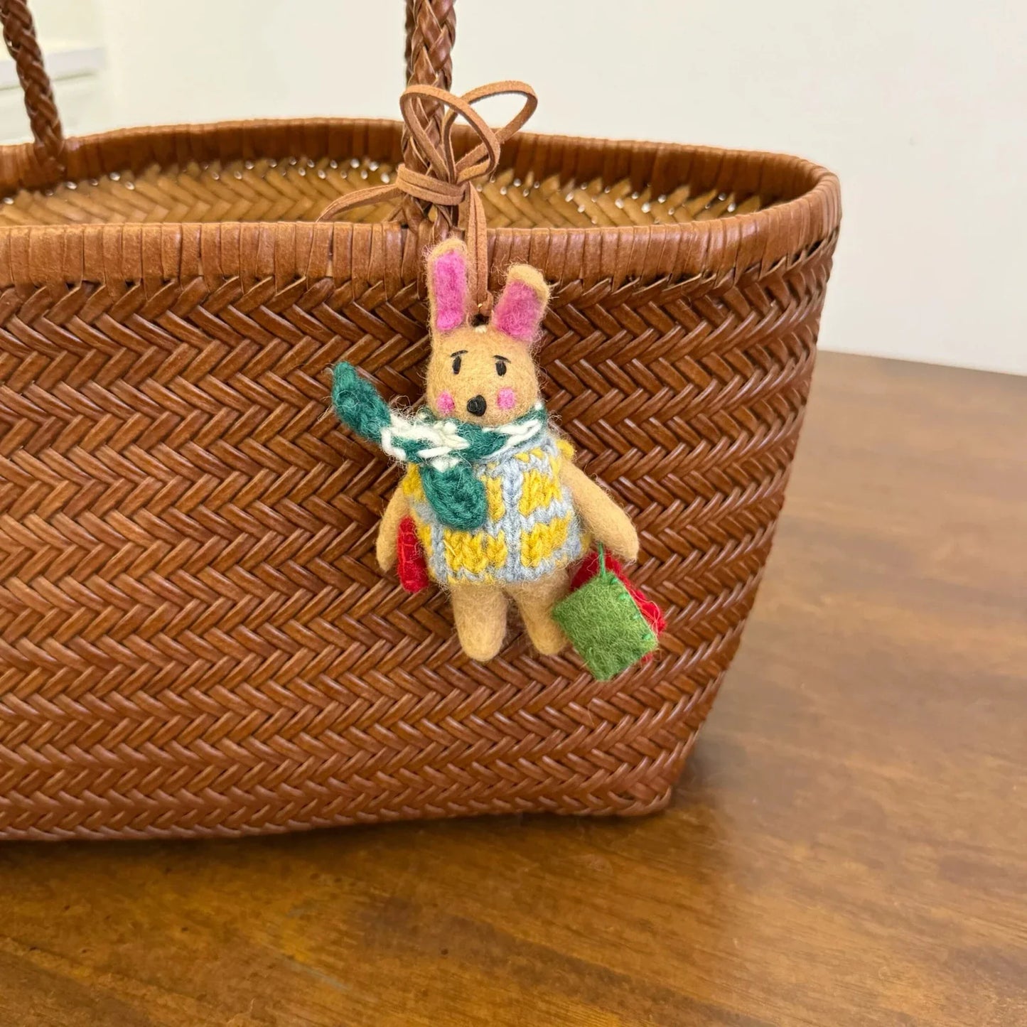 Plaid scarf rabbit wool felt charm
