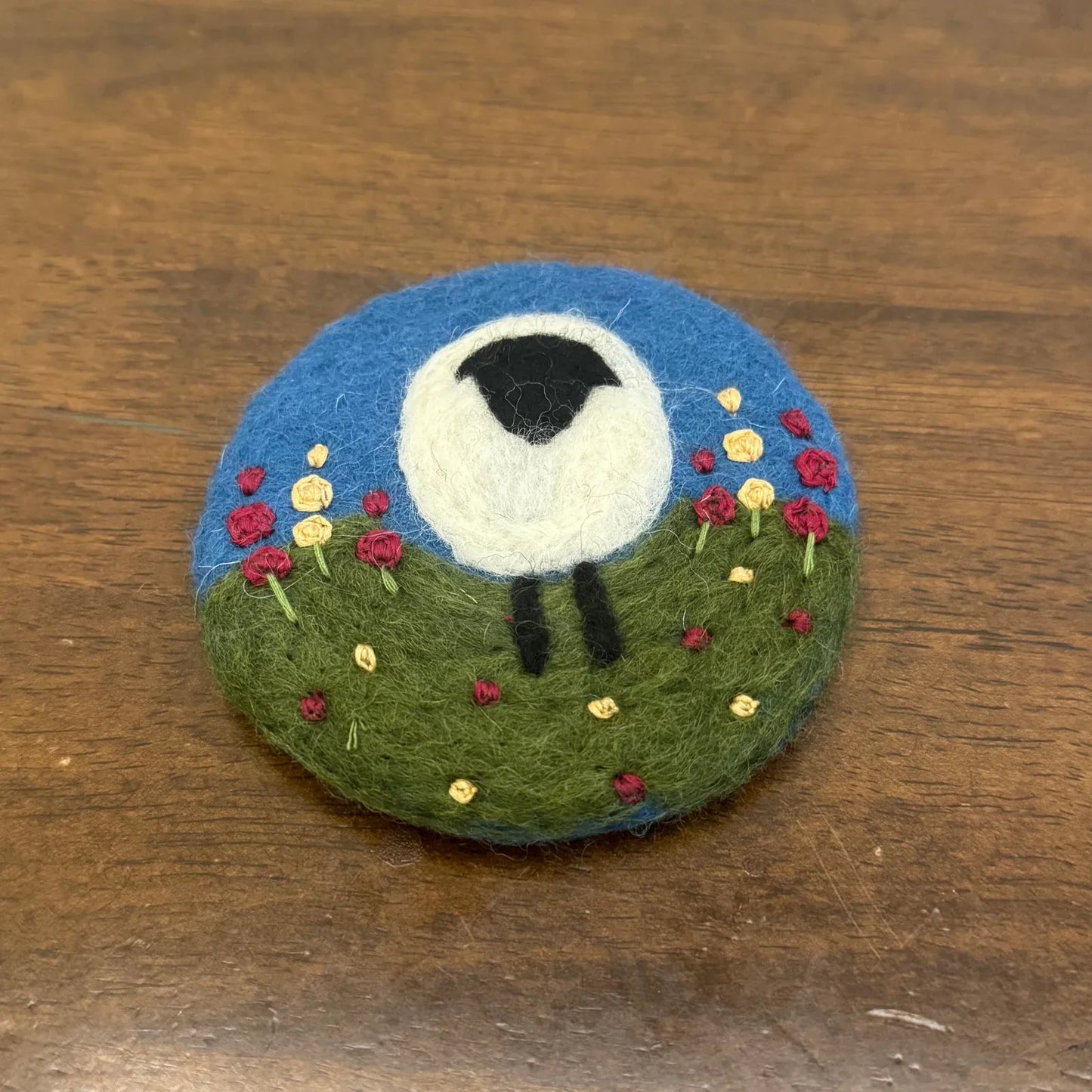 Handmade Sheep In Grass 10 cm Wool Felt Coaster