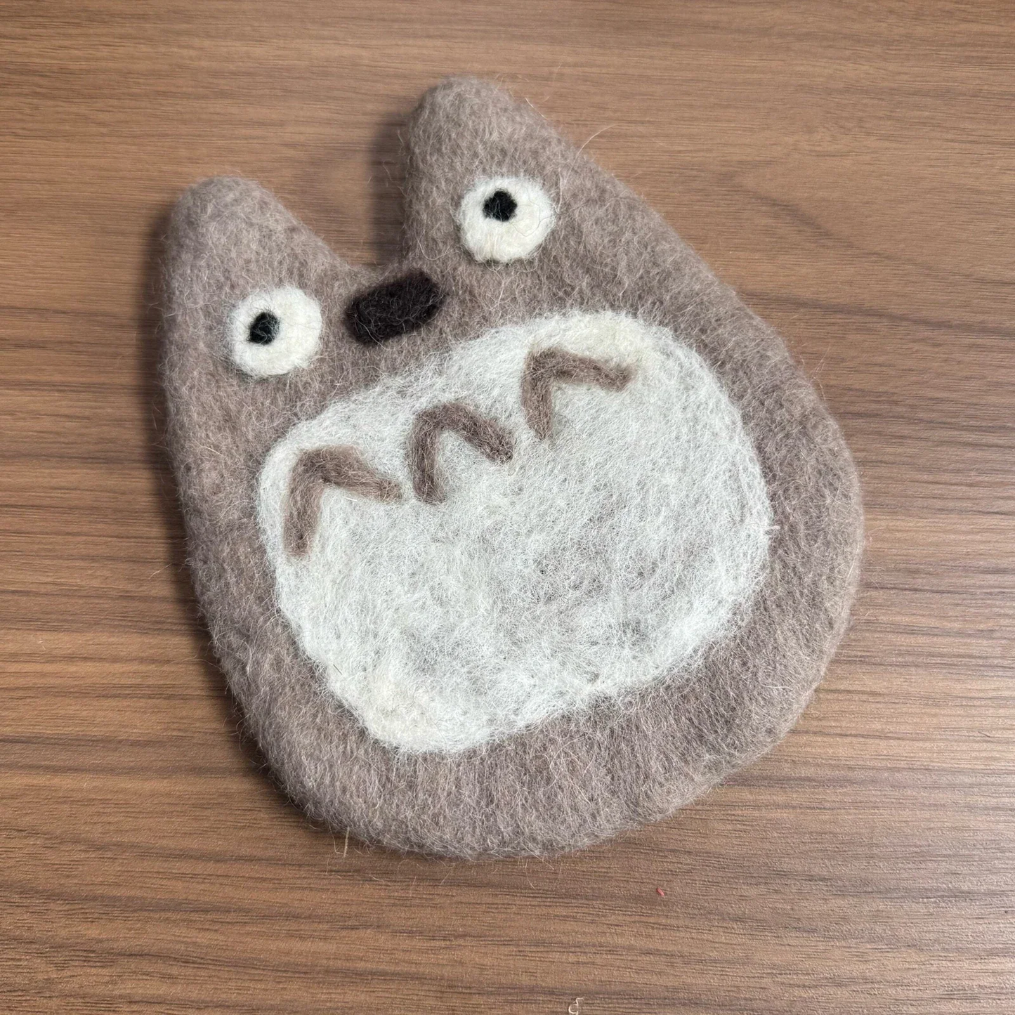 Handmade gray woodland friend 14x12 cm wool felt coaster