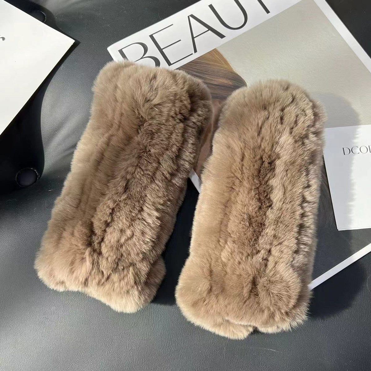 Real otter rabbit fur gloves cute thickened double-sided fur gloves real hair half-fingered elastic gloves