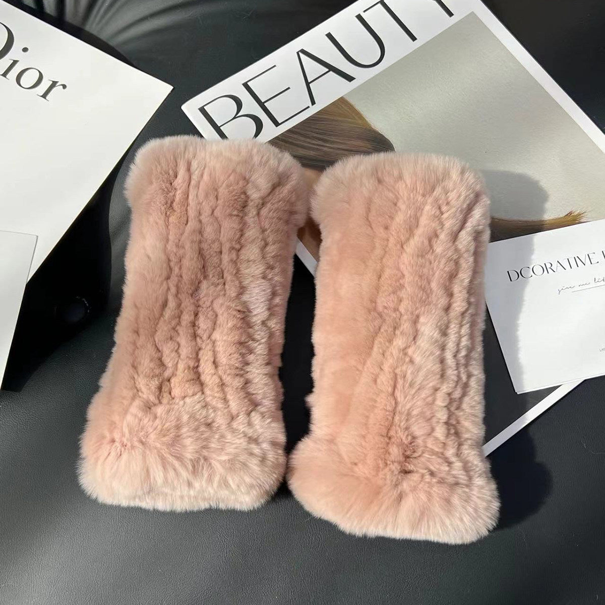Real otter rabbit fur gloves cute thickened double-sided fur gloves real hair half-fingered elastic gloves