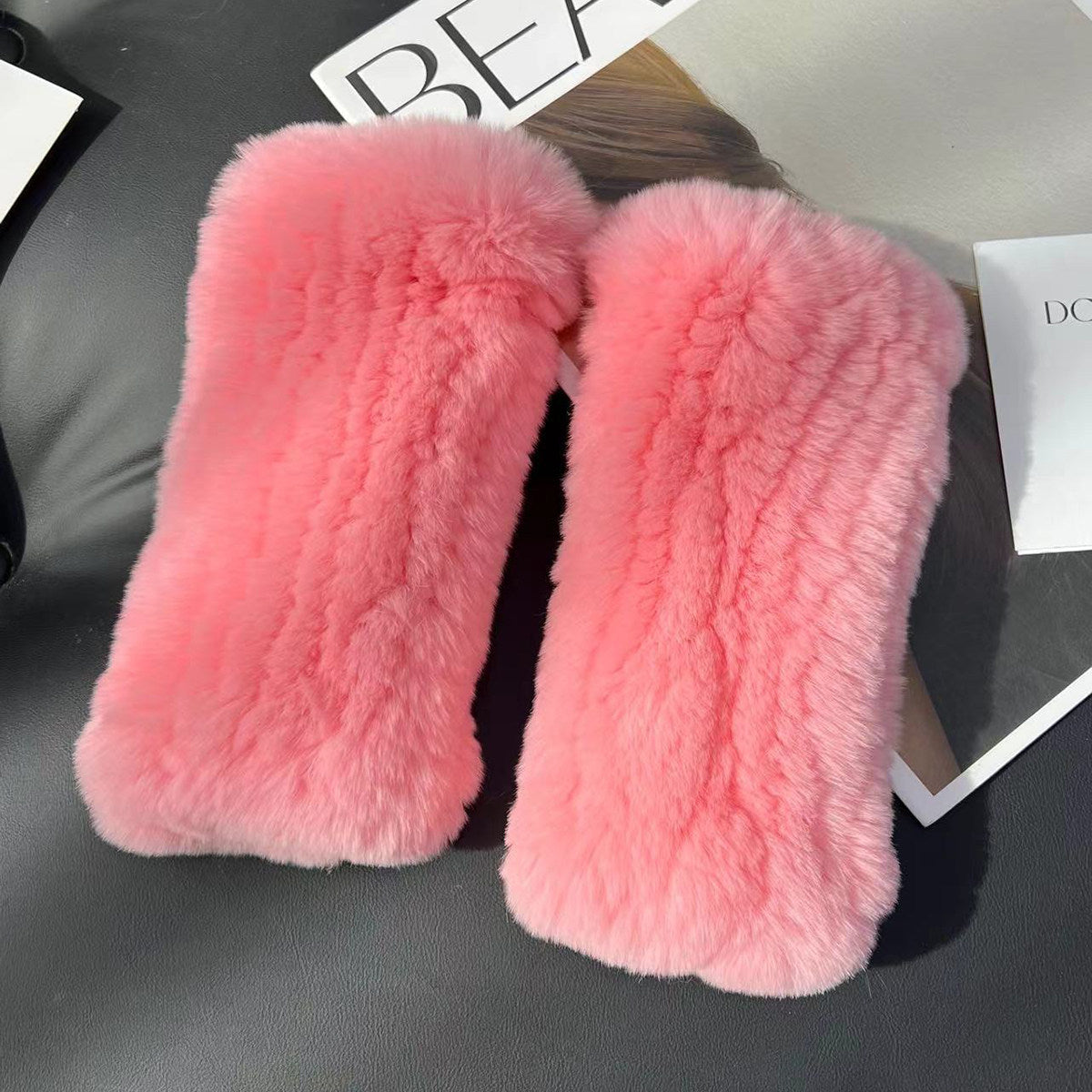 Real otter rabbit fur gloves cute thickened double-sided fur gloves real hair half-fingered elastic gloves