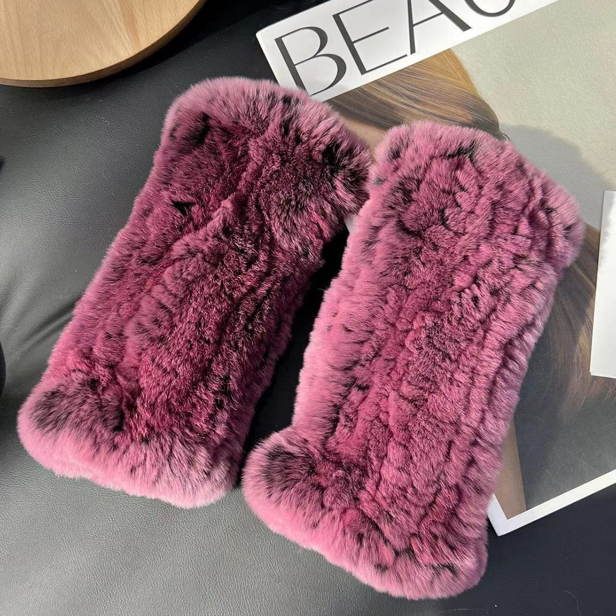 Real otter rabbit fur gloves cute thickened double-sided fur gloves real hair half-fingered elastic gloves