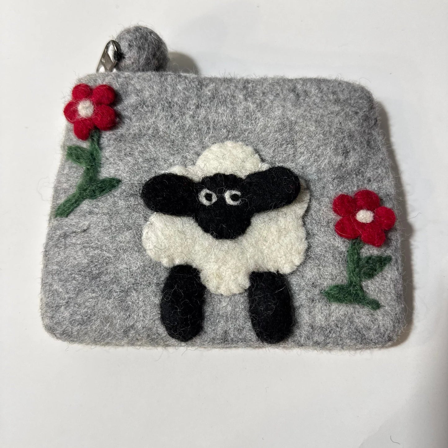 Handmade wool felt zip pouch — Single Sheep — 14 × 10 cm