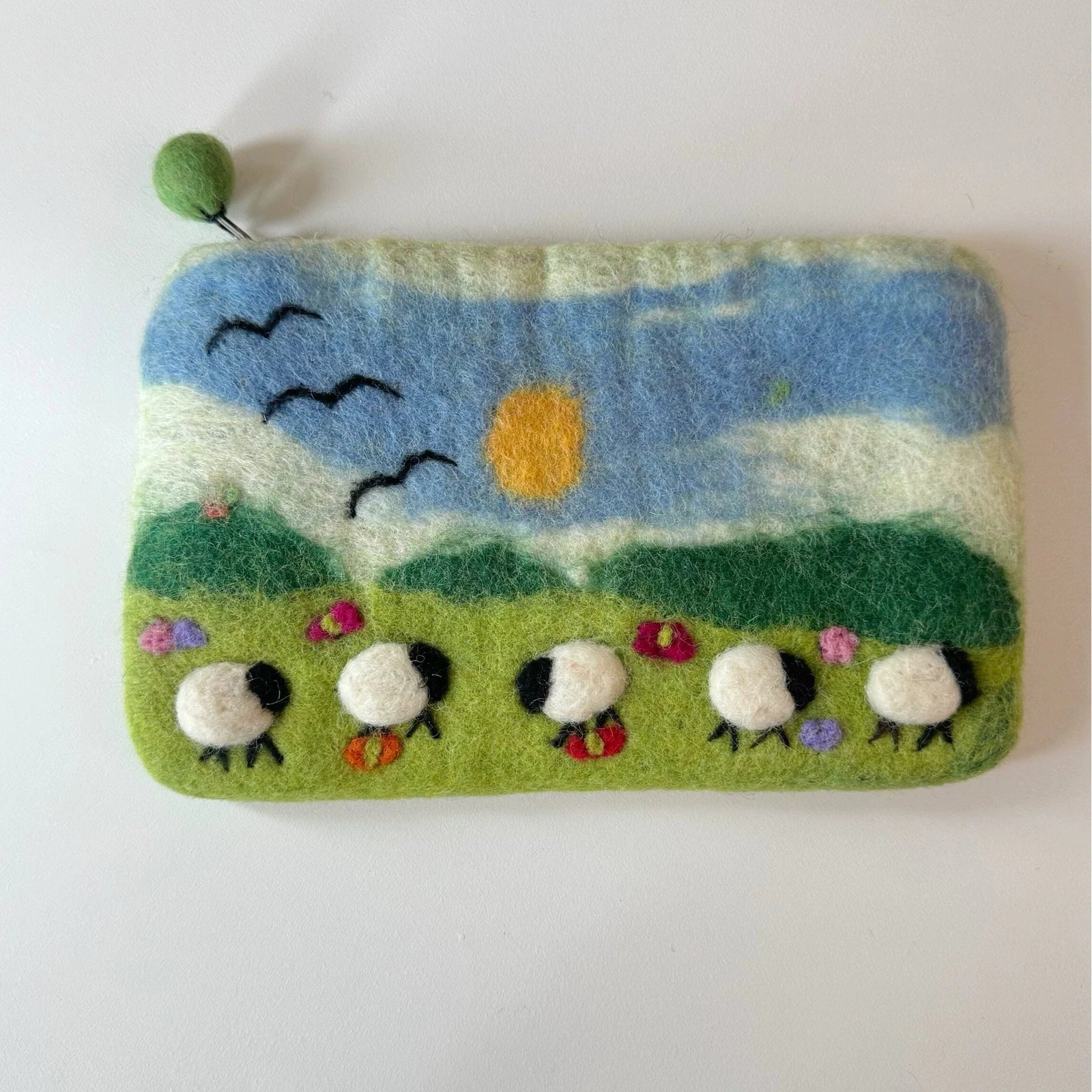 Handmade wool felt zip pouch — Flock Pouch — 20 × 12 cm