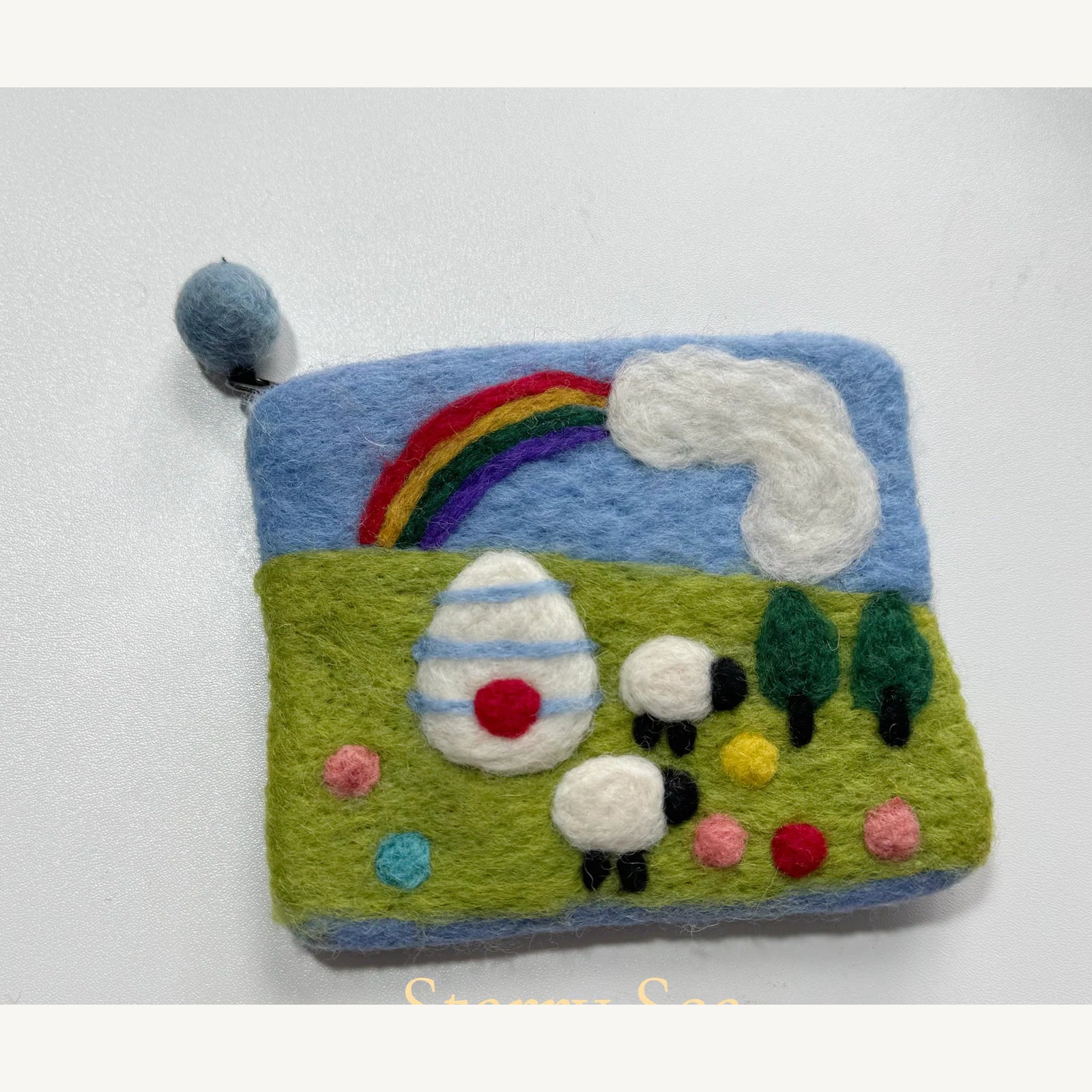 Handmade wool felt zip pouch — Rainbow — 14 × 11 cm