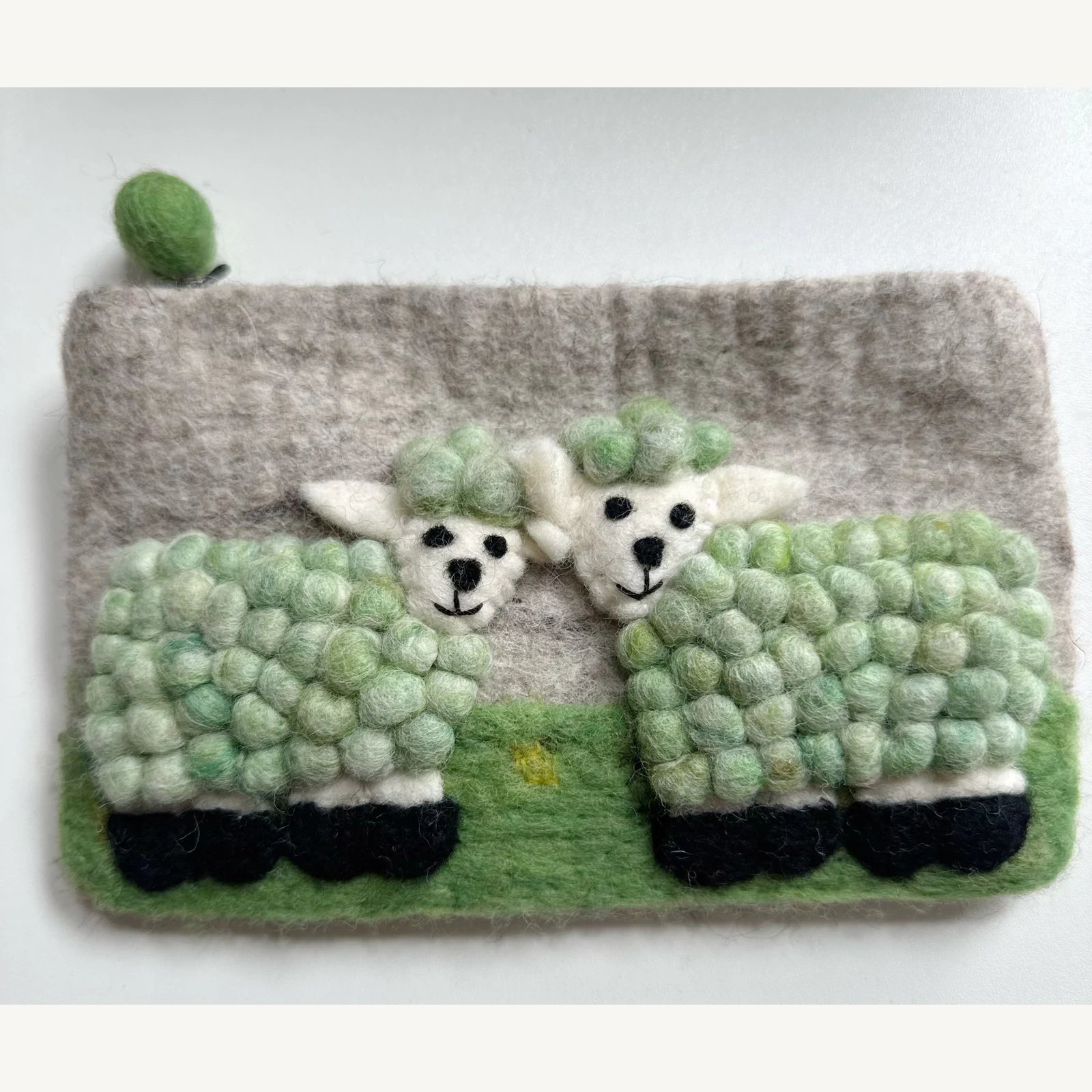 Handmade wool felt zip pouch — Green Sheep / Light Grey — 20 × 12 cm