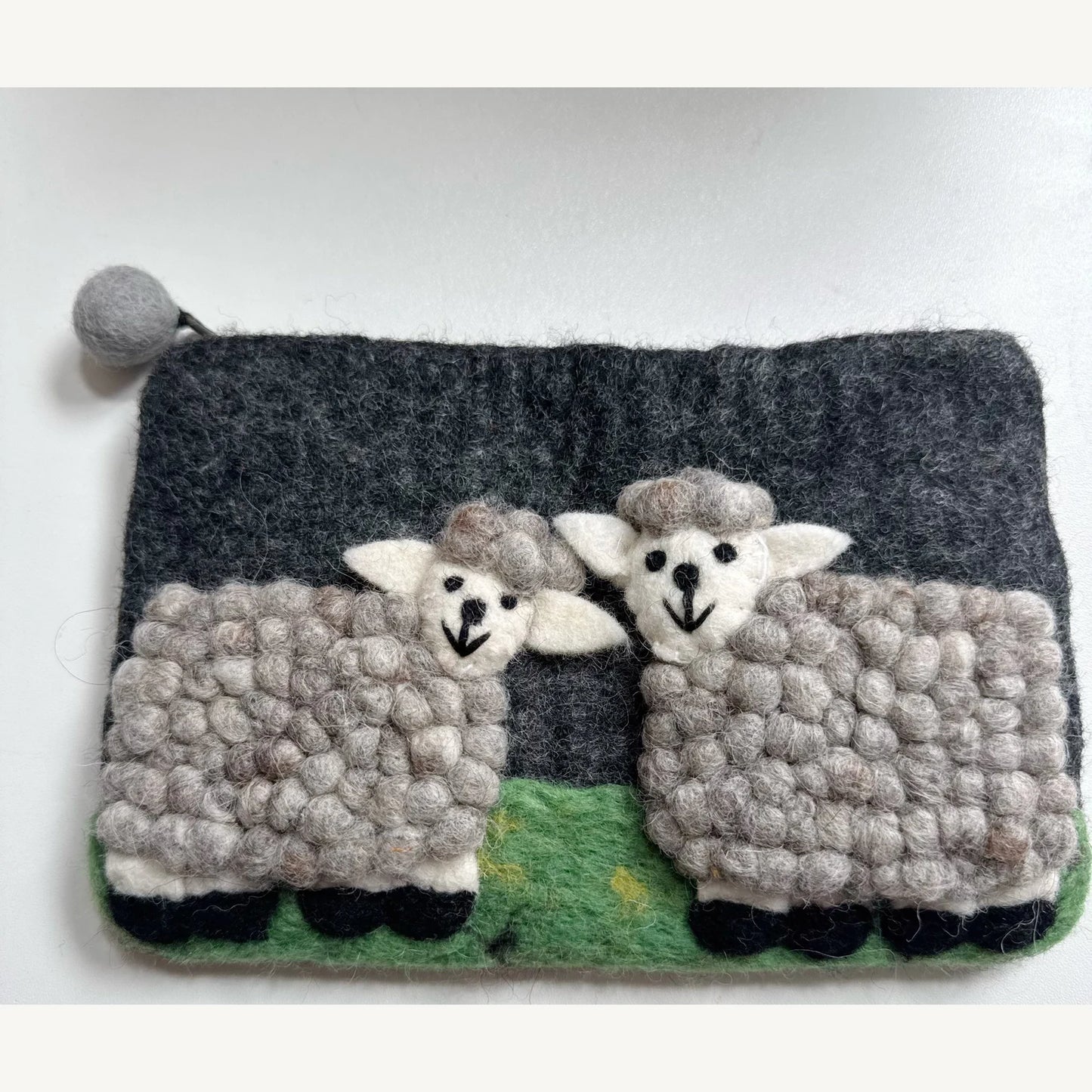 Handmade wool felt zip pouch — Grey Sheep / Charcoal — 20 × 12 cm