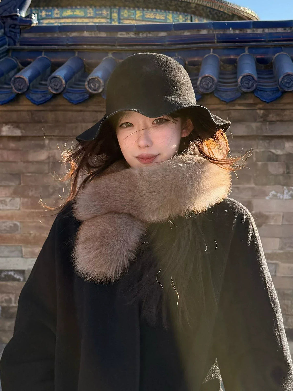 Women's Fox Fur Pull-Through Scarf for Winter — view 12