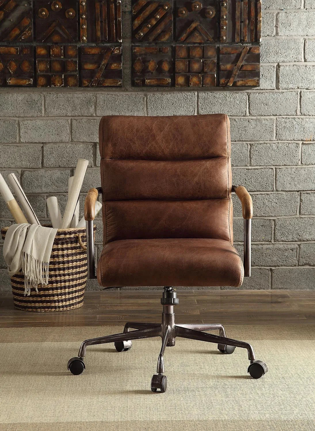 Retro Brown Swivel Office Chair with 5-Star Base detail view 2