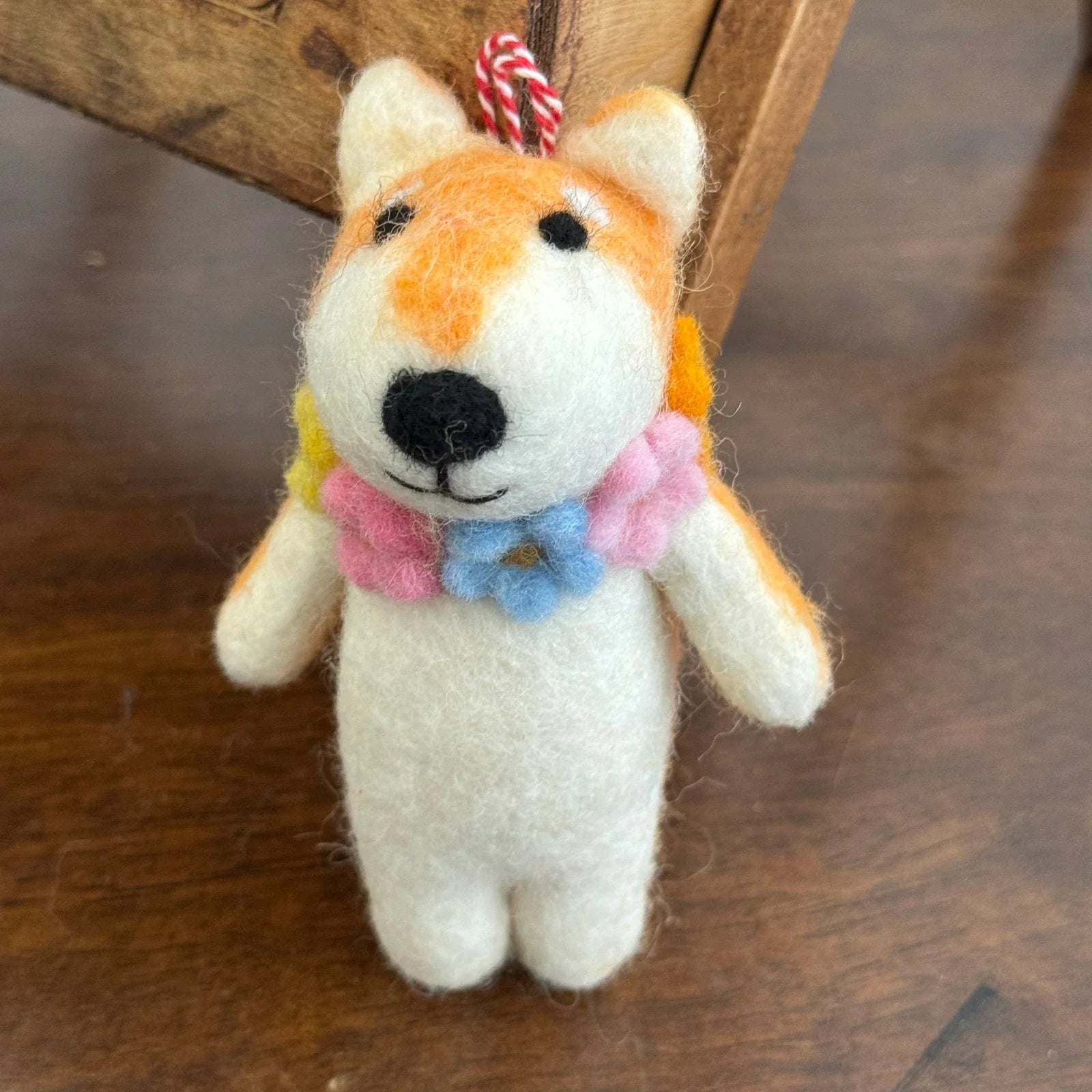 Flower-Wreath Corgi handmade wool felt keychain and bag charm