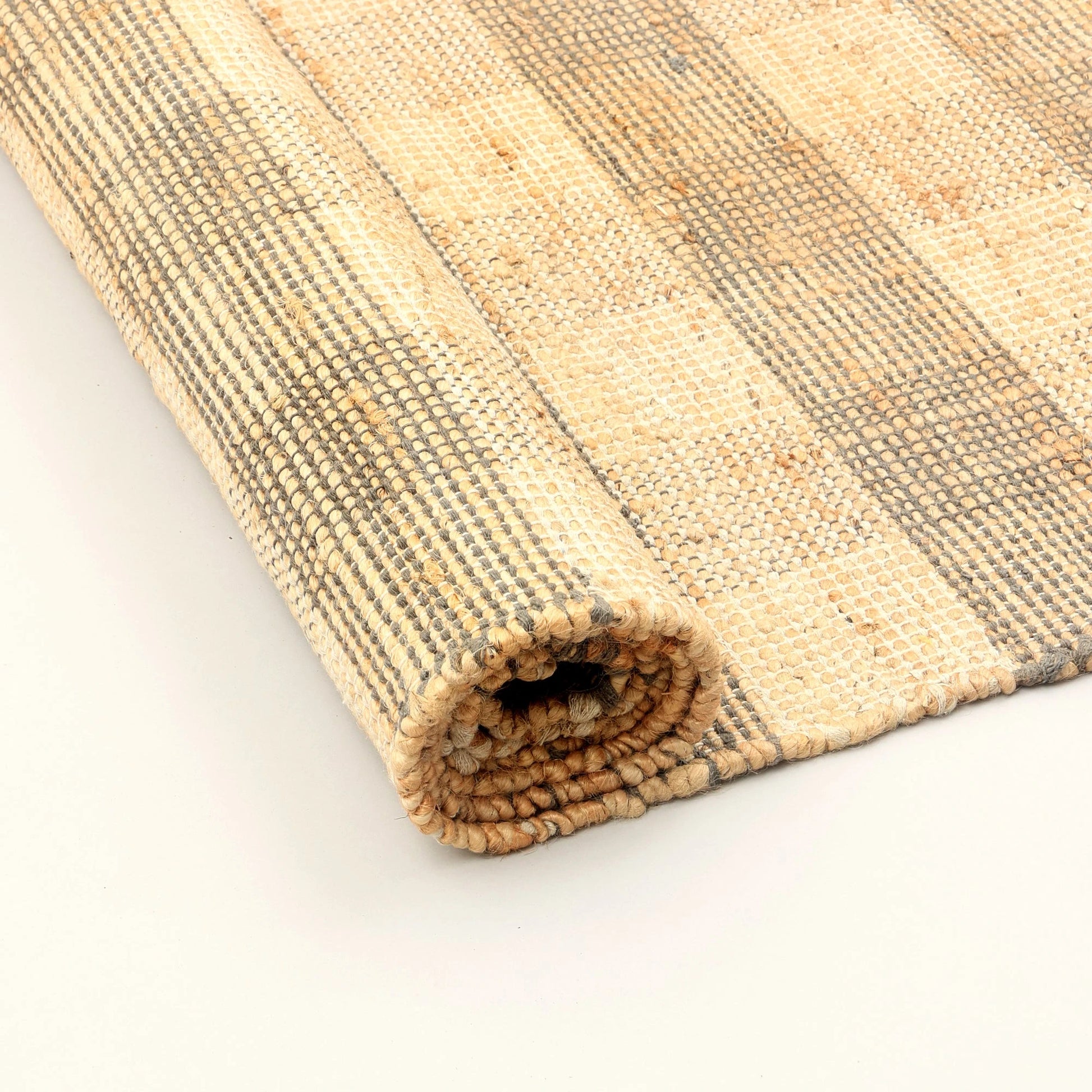 Handwoven Plaid Jute Area Rug
