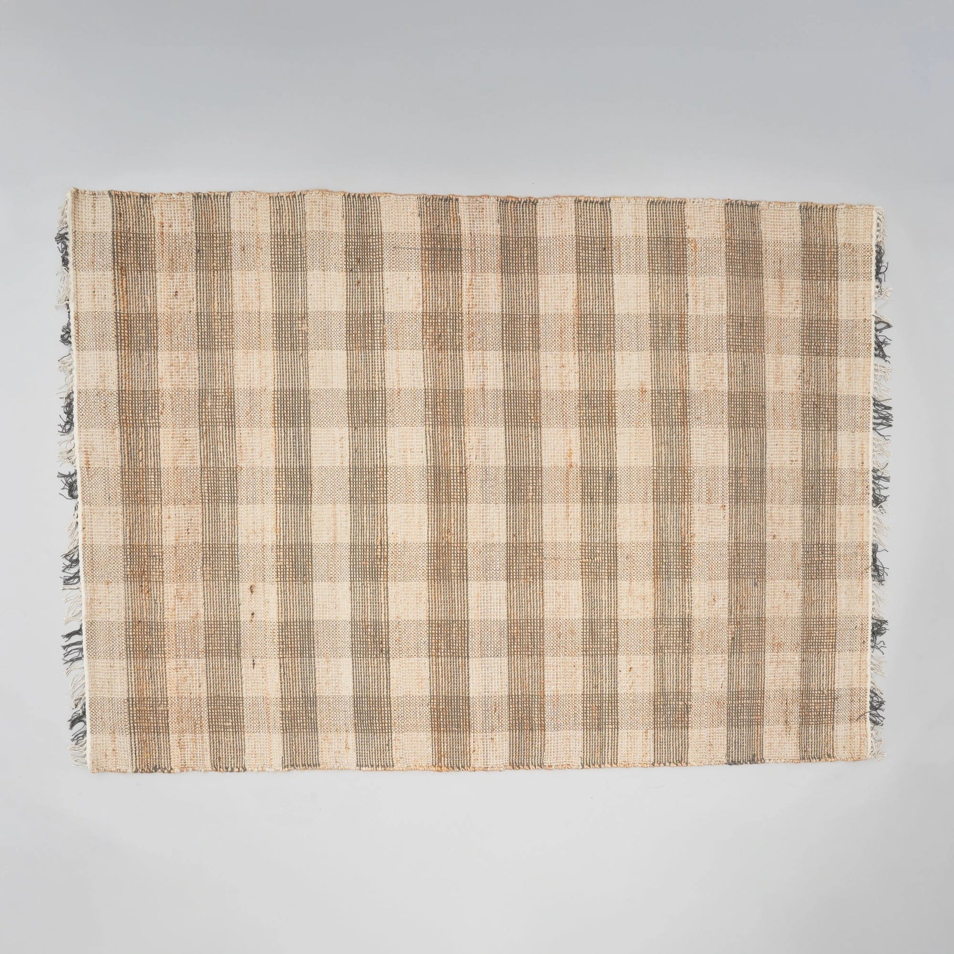 Handwoven Plaid Jute Area Rug