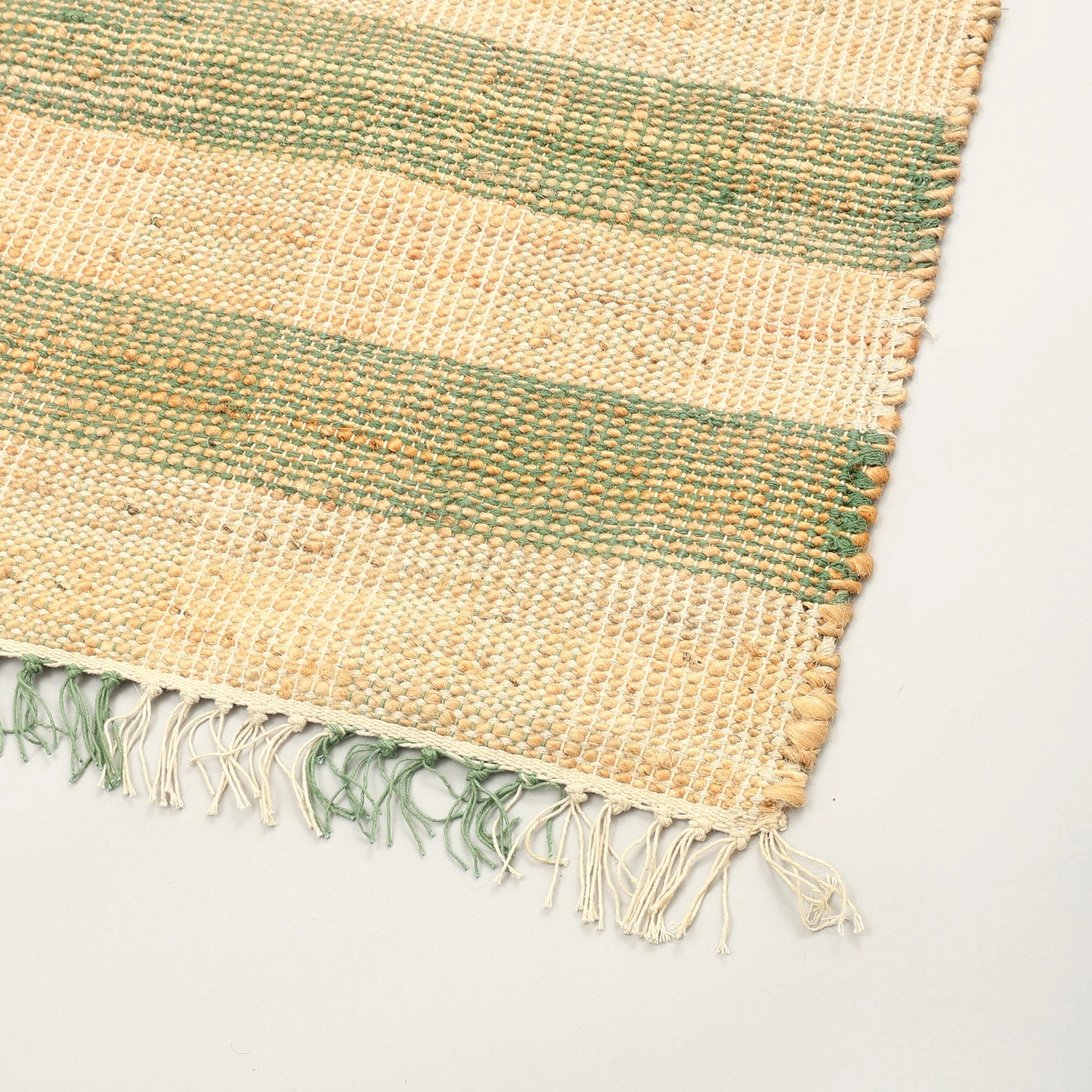 Handwoven Plaid Jute Area Rug