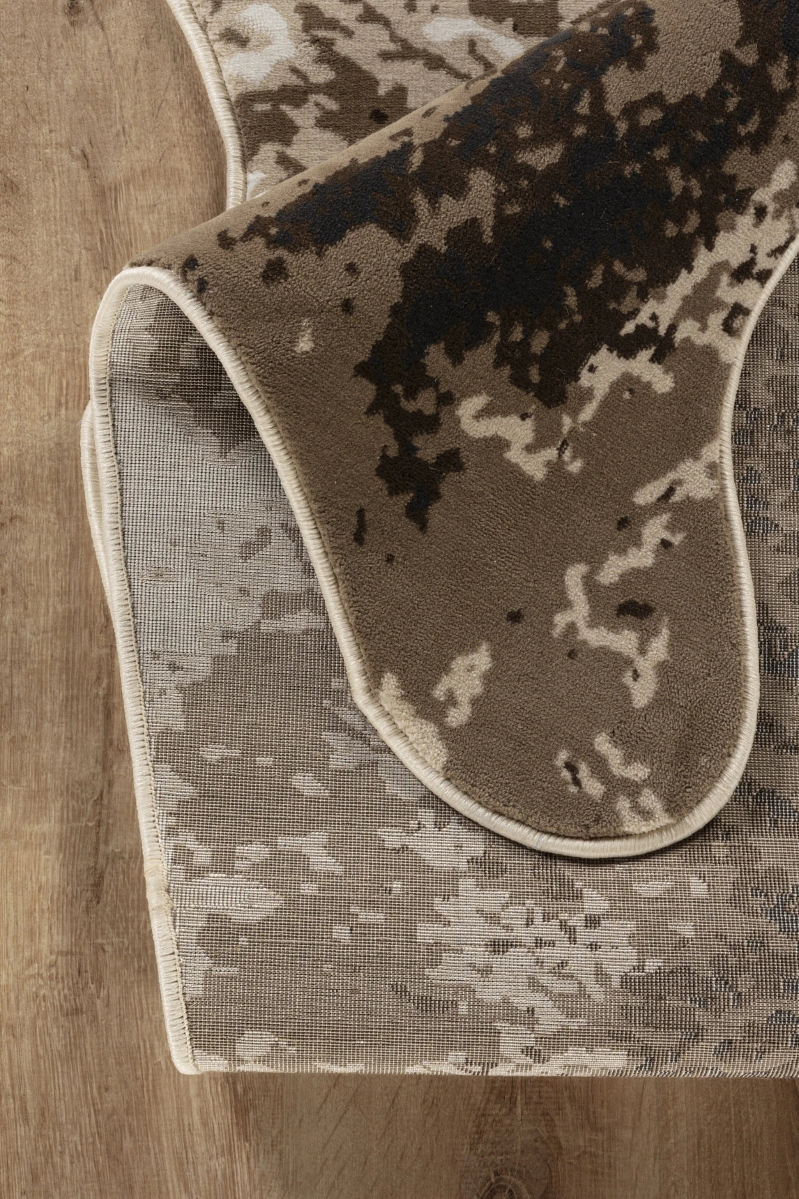 Hide Brown+Ivory Area Rug — CHD1003