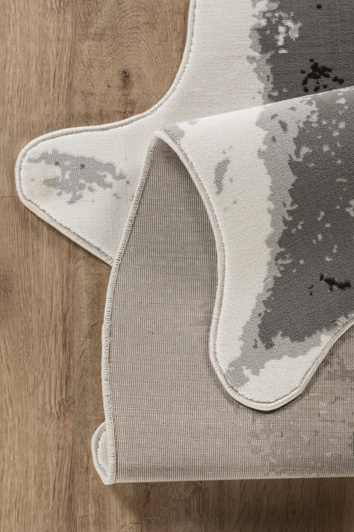 Hide Gray+Silver Area Rug — CHD1006