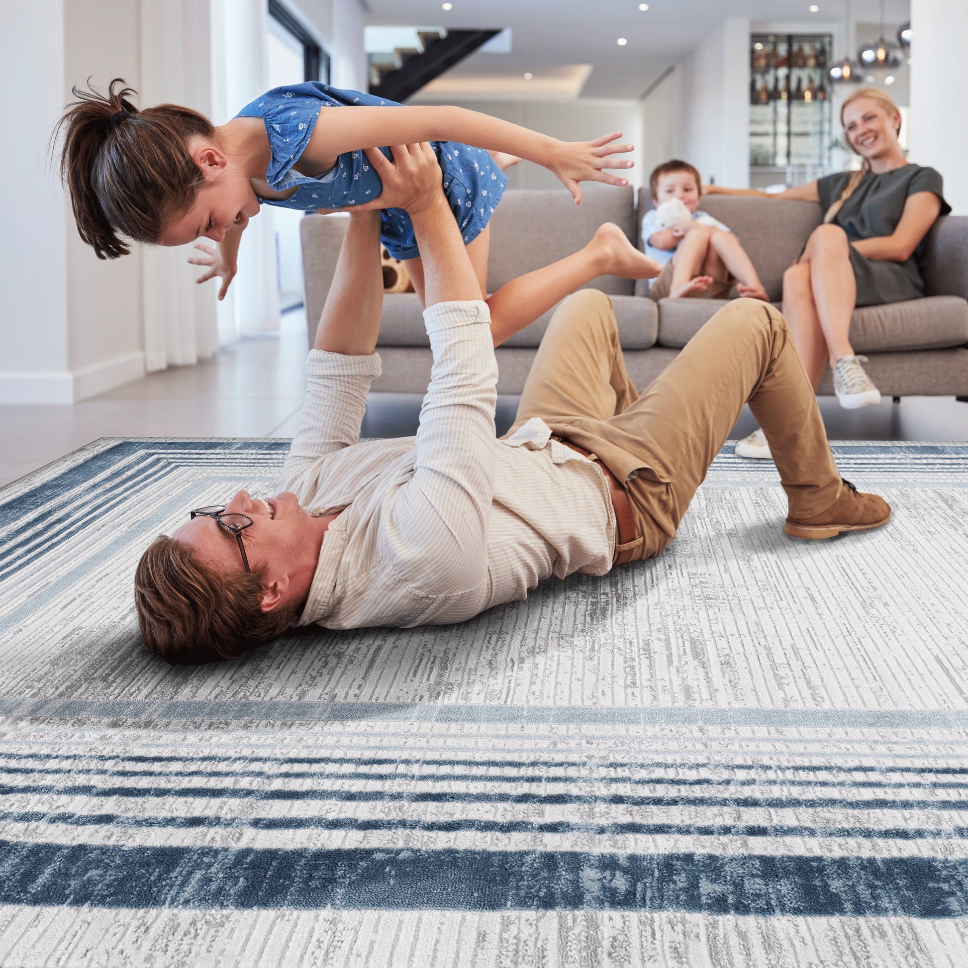 Loom & Luxe Blue & Ivory & Bordered Area Rug