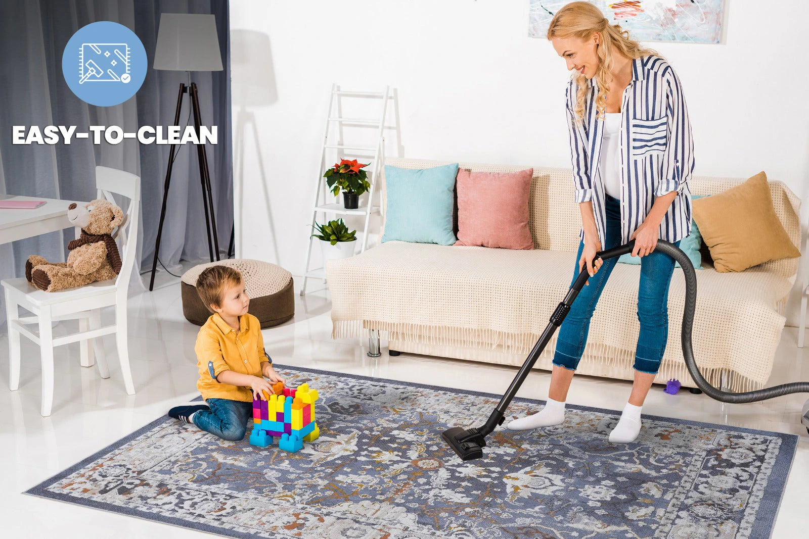 Loom & Luxe Blue & Traditional Area Rug