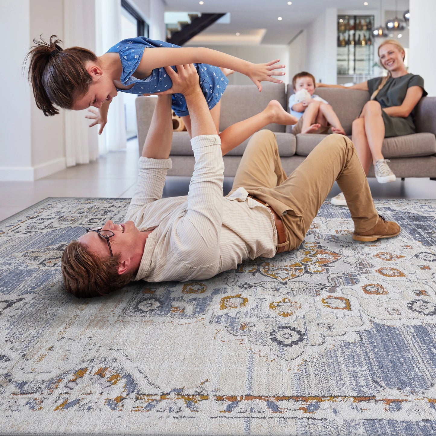 Loom & Luxe Cream & Gold & Medallion Area Rug