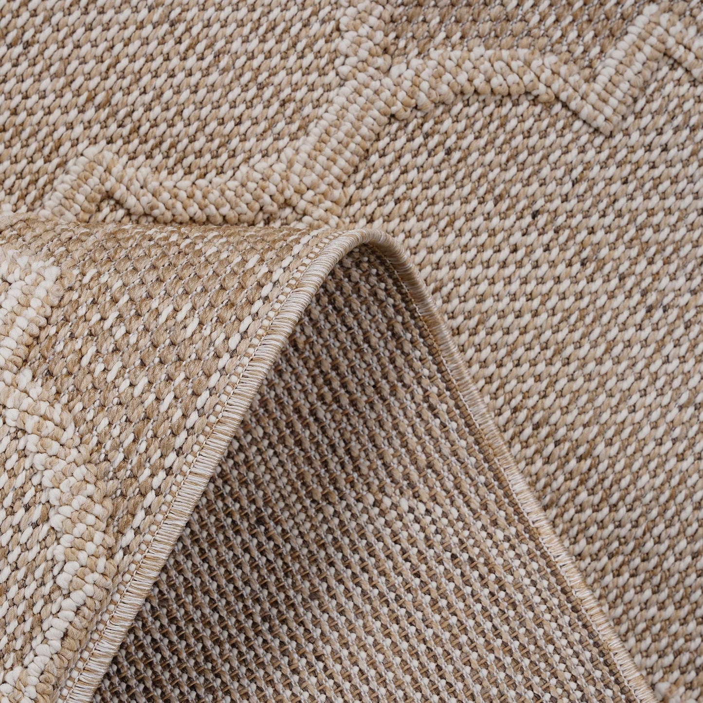 Loom & Luxe Cream & Trellis Indoor/Outdoor Area Rug