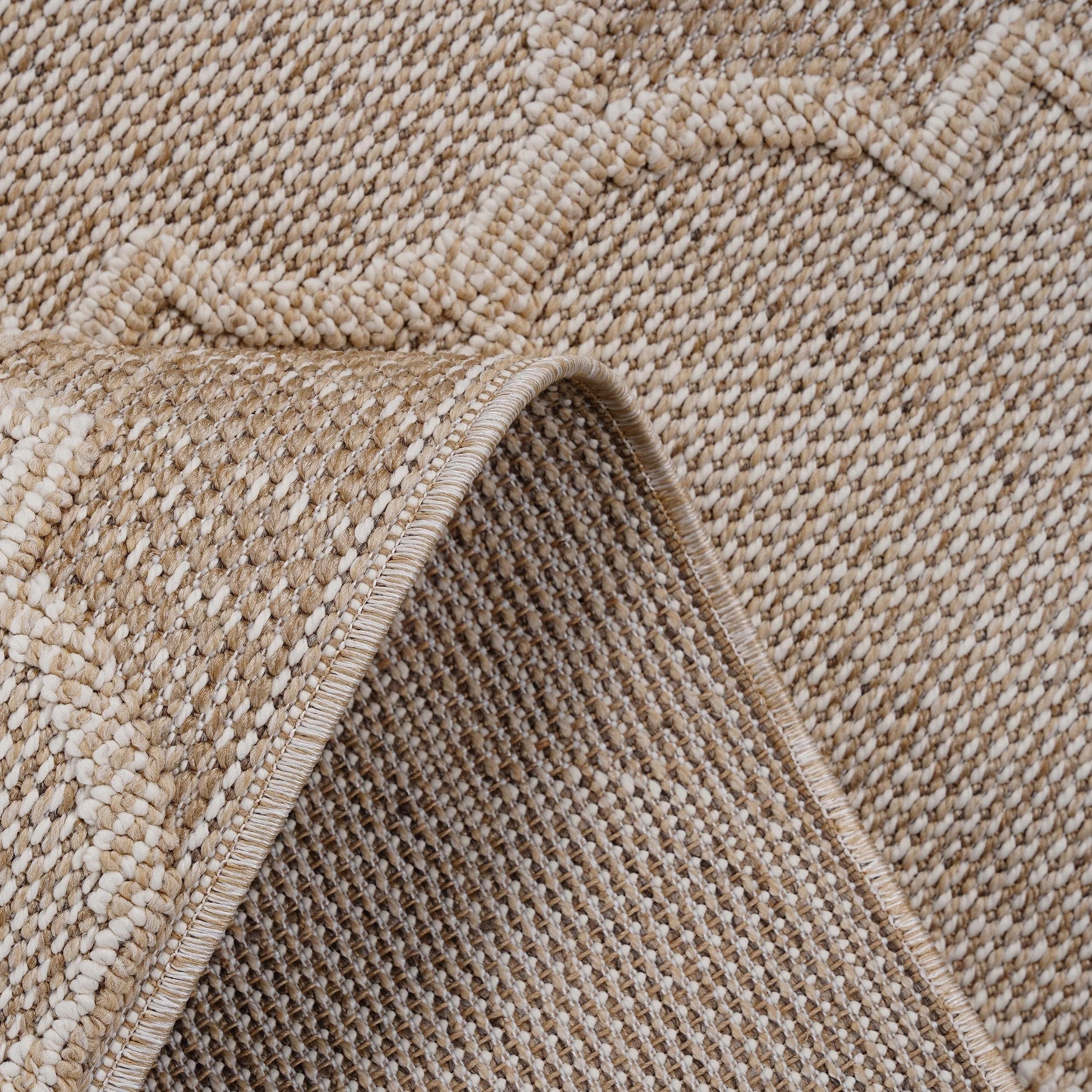 Loom & Luxe Cream & Trellis Indoor/Outdoor Area Rug