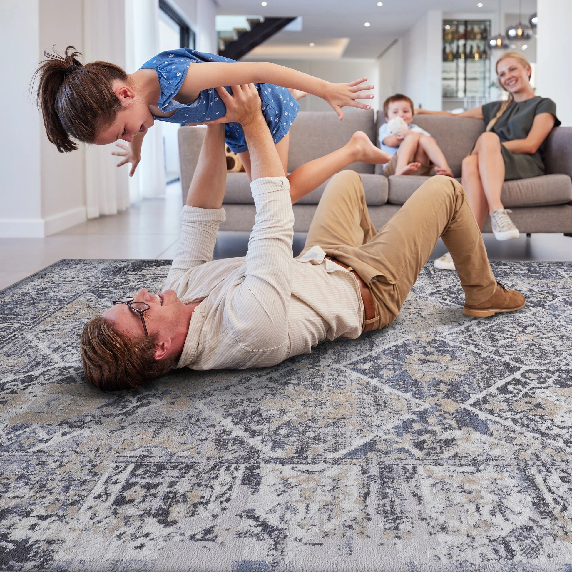 Loom & Luxe Grey & Blue & Traditional Area Rug