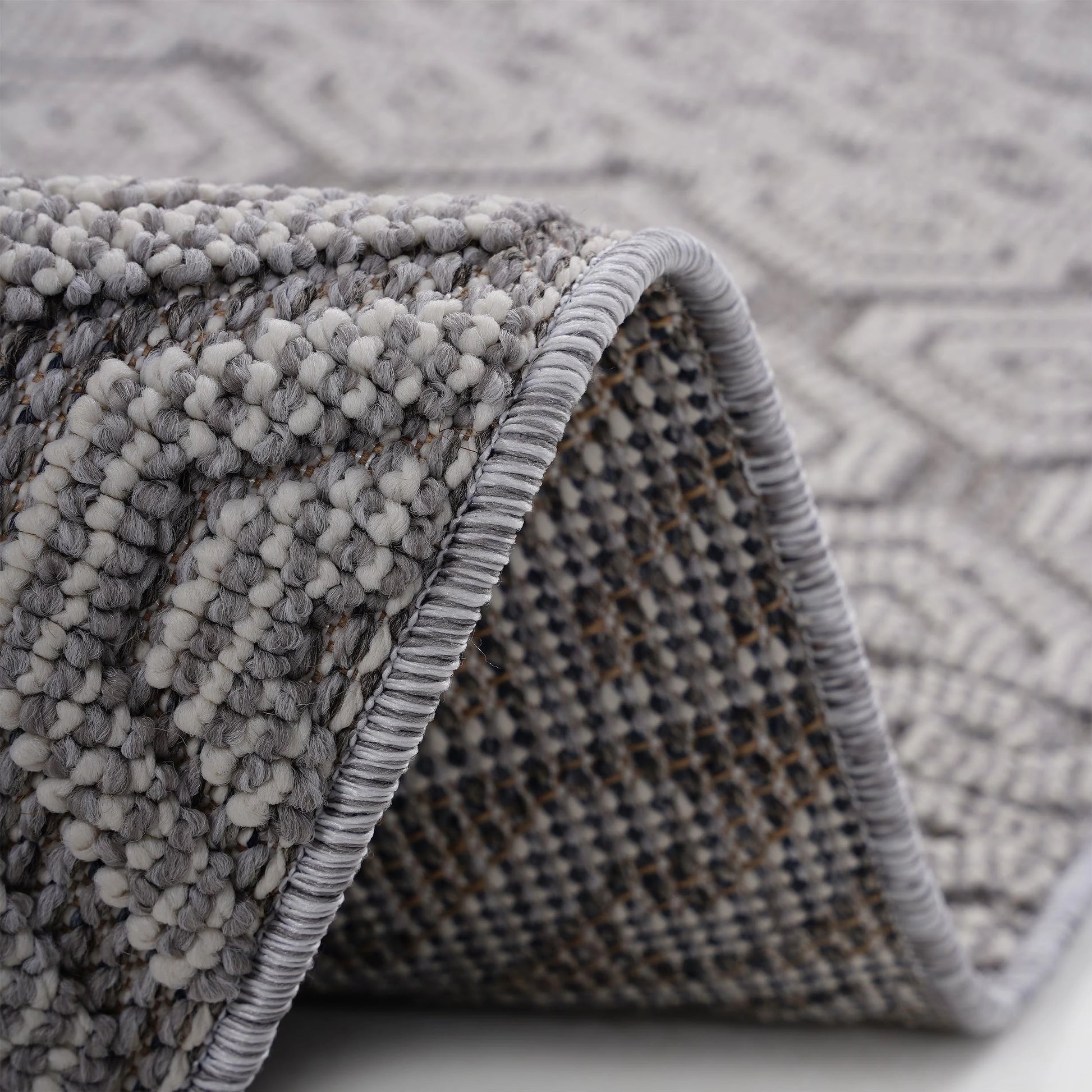 Loom & Luxe Grey & White & Geometric Indoor/Outdoor Area Rug