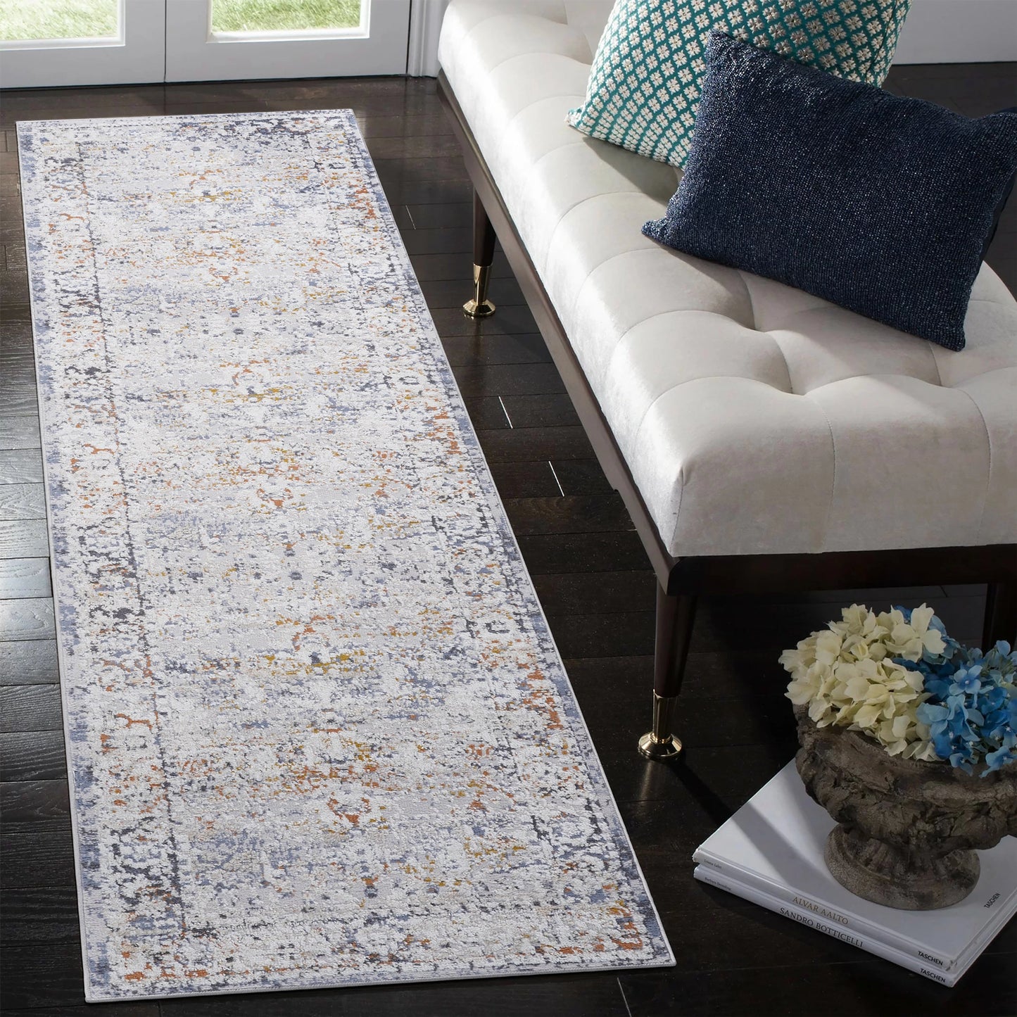 Loom & Luxe Ivory & Grey & Traditional Area Rug