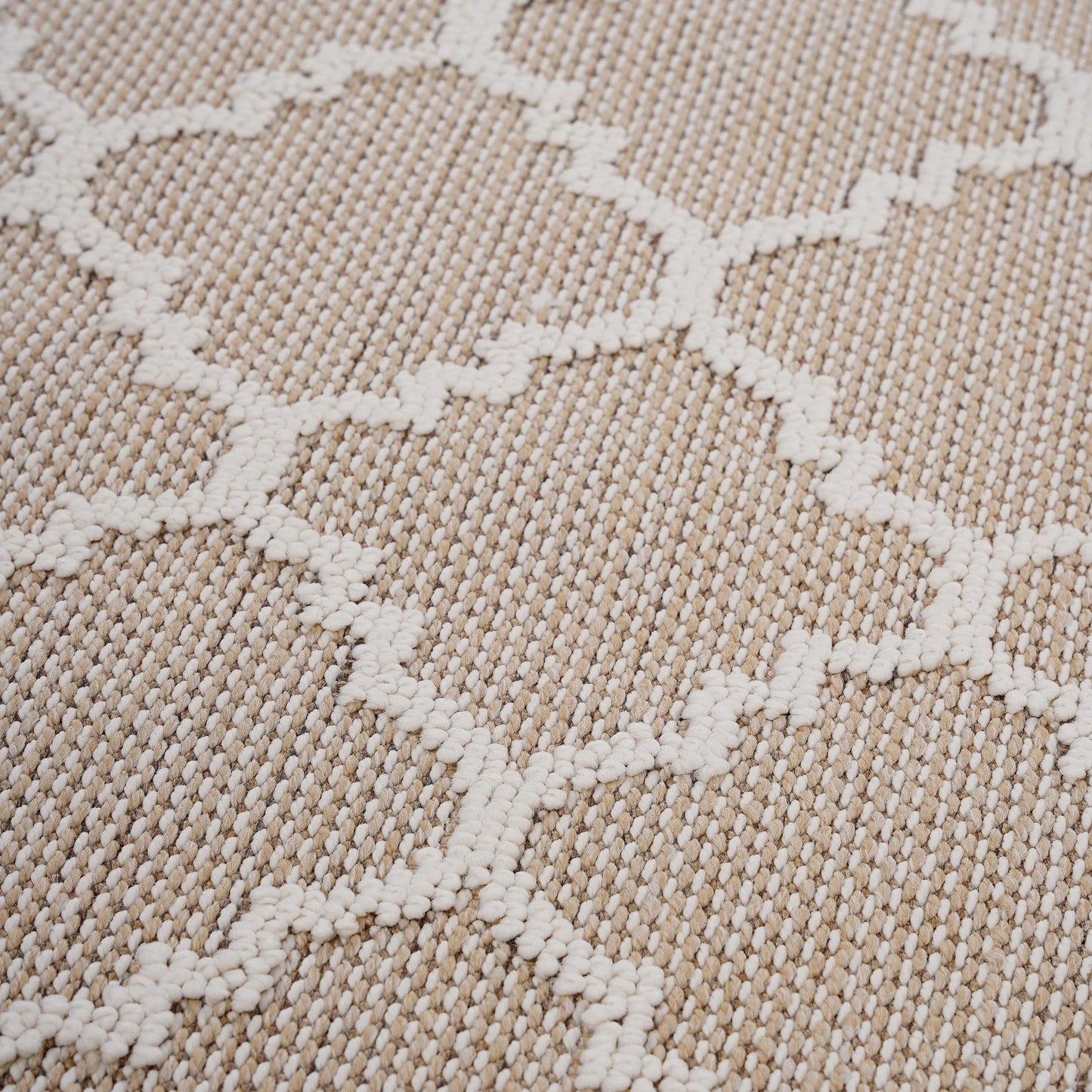 Loom & Luxe Ivory & Trellis Indoor/Outdoor Area Rug