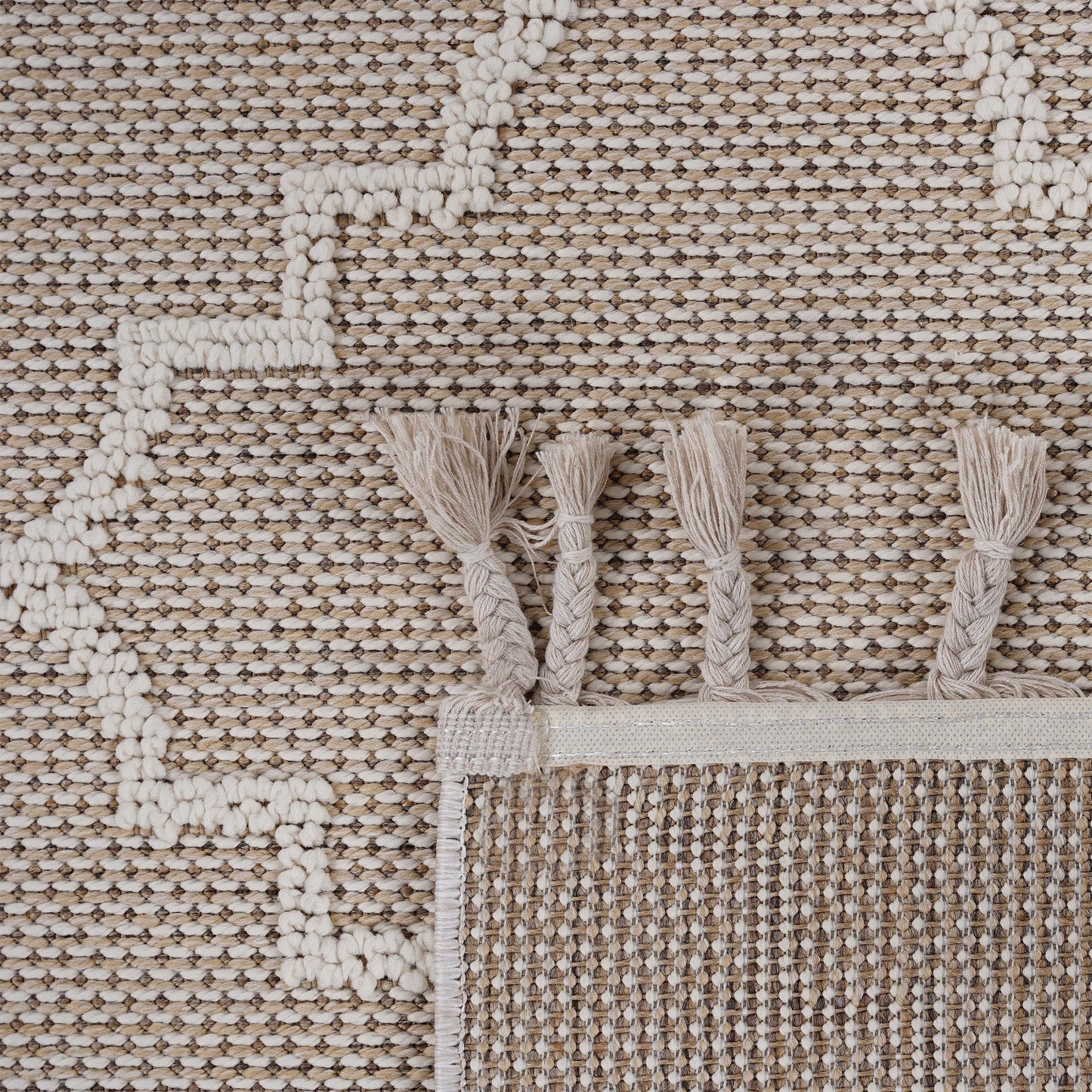 Loom & Luxe Ivory & Trellis Indoor/Outdoor Area Rug
