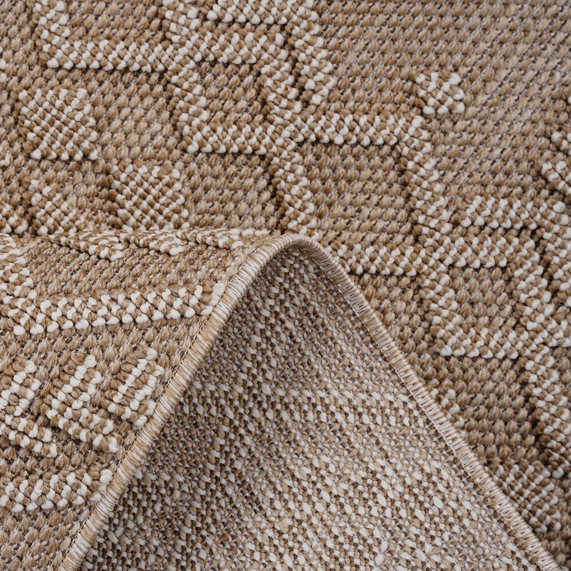 Loom & Luxe Natural & Traditional Indoor/Outdoor Area Rug