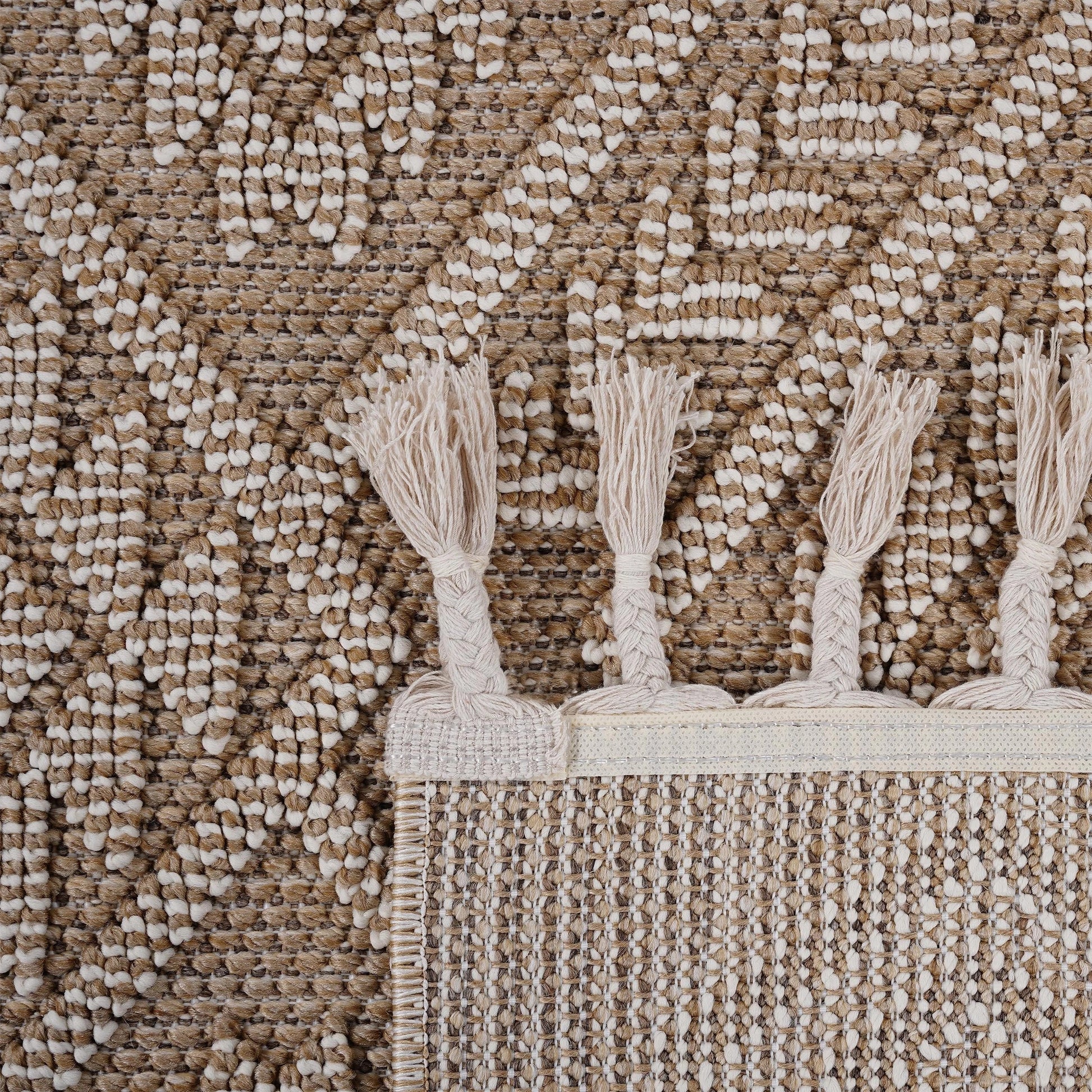 Loom & Luxe Natural & Traditional Indoor/Outdoor Area Rug