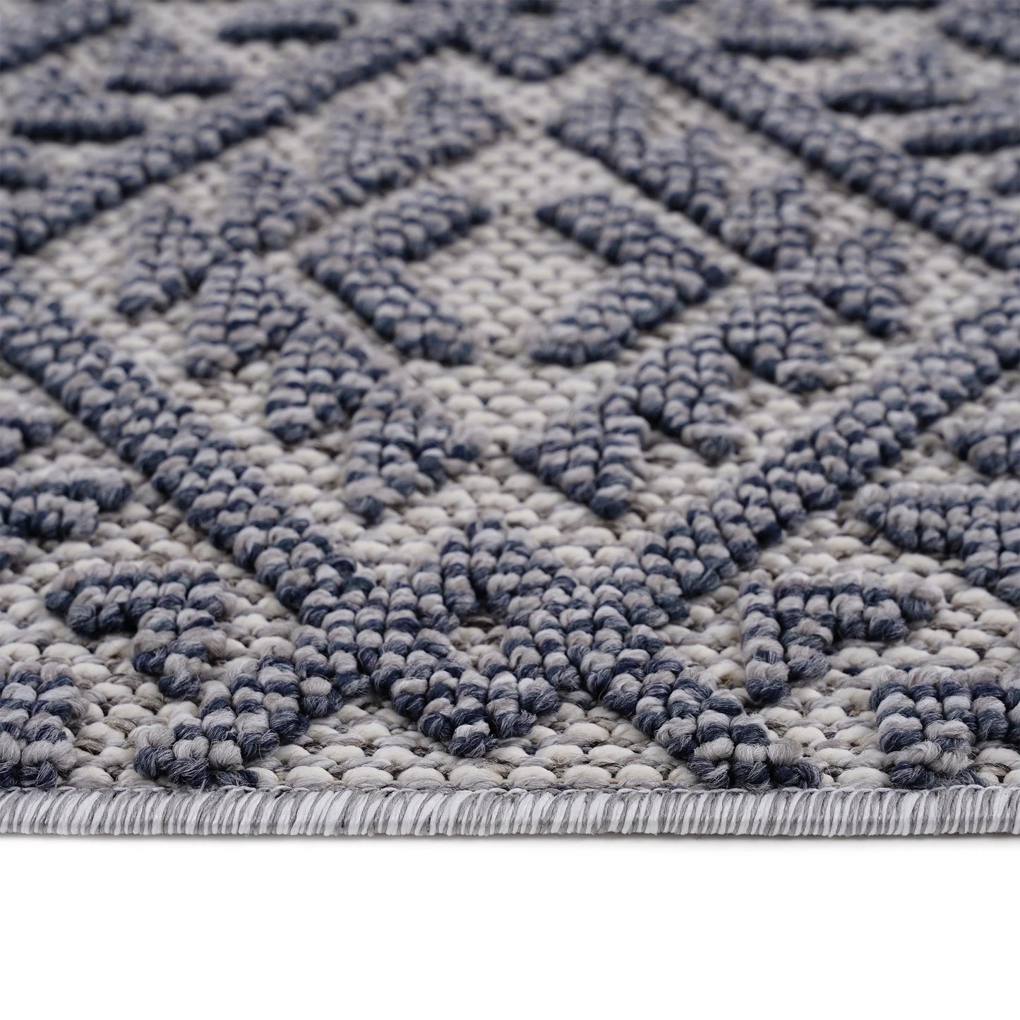 Loom & Luxe White & Gray & Traditional Indoor/Outdoor Area Rug